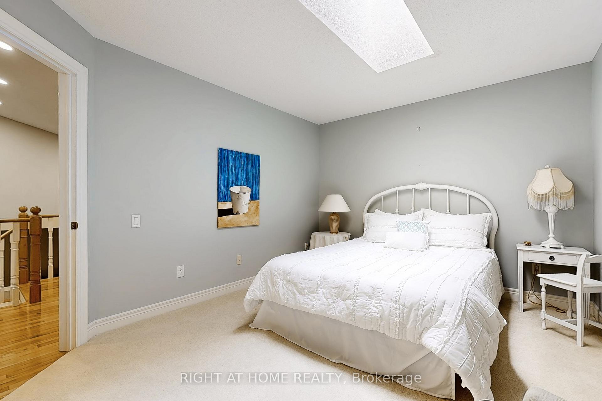 Photo 26 of 9 Arlington Way, Markham, Grandview — HOMEH
