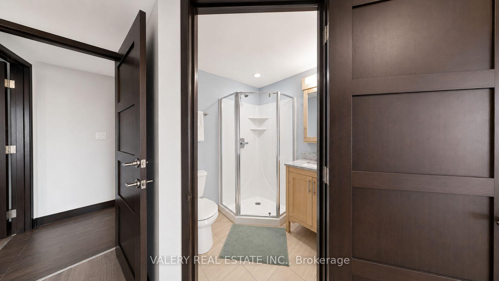 Photo 8 of Unit 403, 339 King Street N, Waterloo, Lakeshore Village — HOMEH