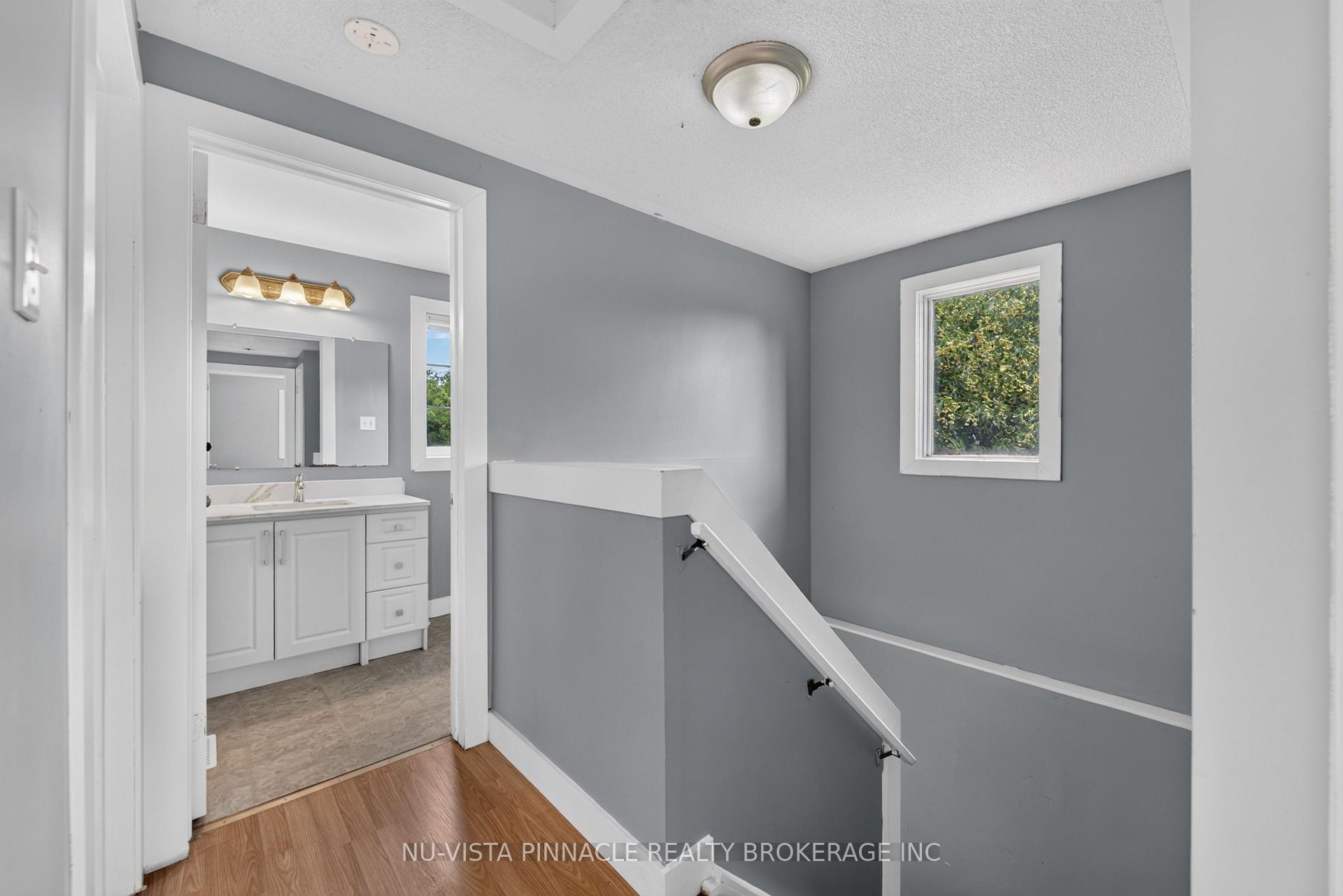 Photo 21 of 282 Fleming Drive, London, East D — HOMEH