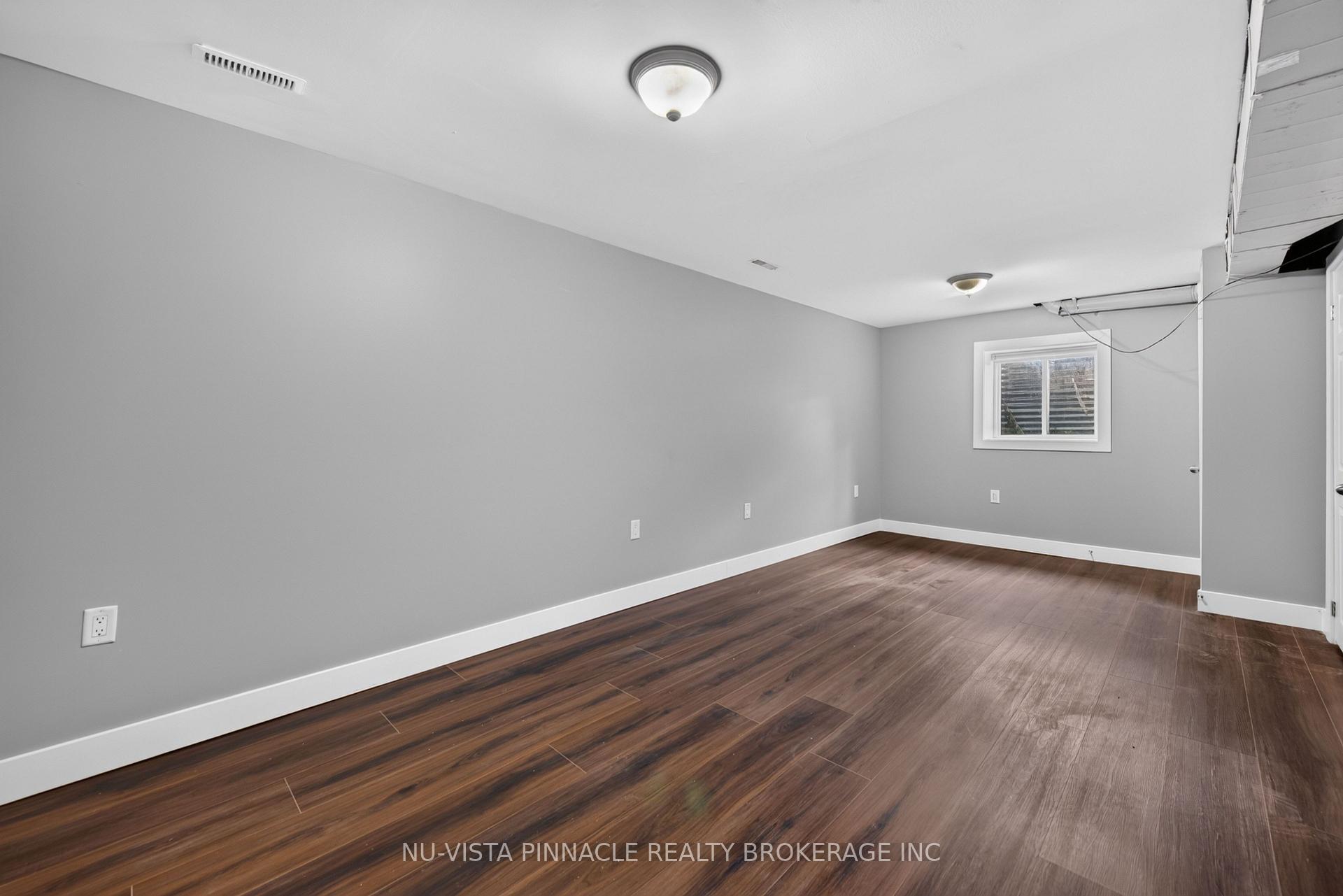 Photo 33 of 282 Fleming Drive, London, East D — HOMEH