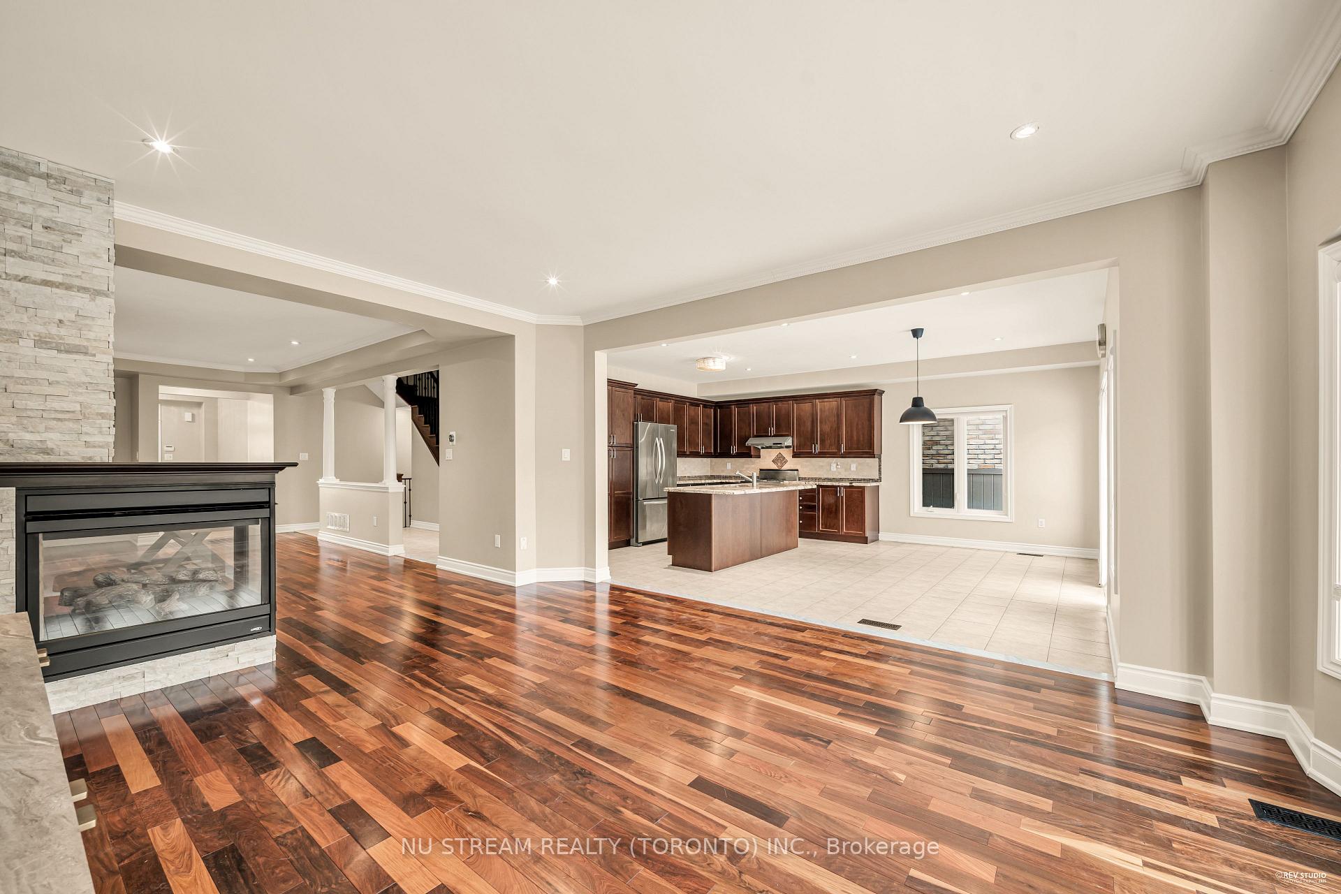 Photo 16 of 111 Lealinds Road, Vaughan, Patterson — HOMEH