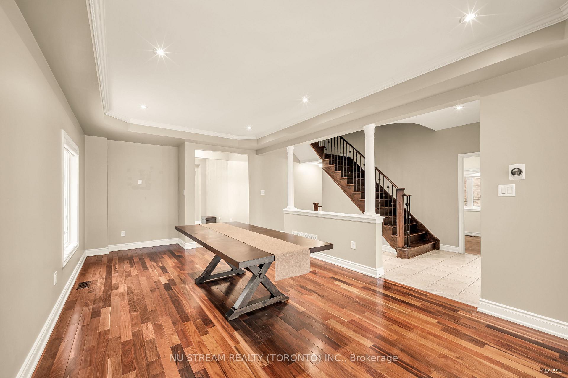 Photo 18 of 111 Lealinds Road, Vaughan, Patterson — HOMEH