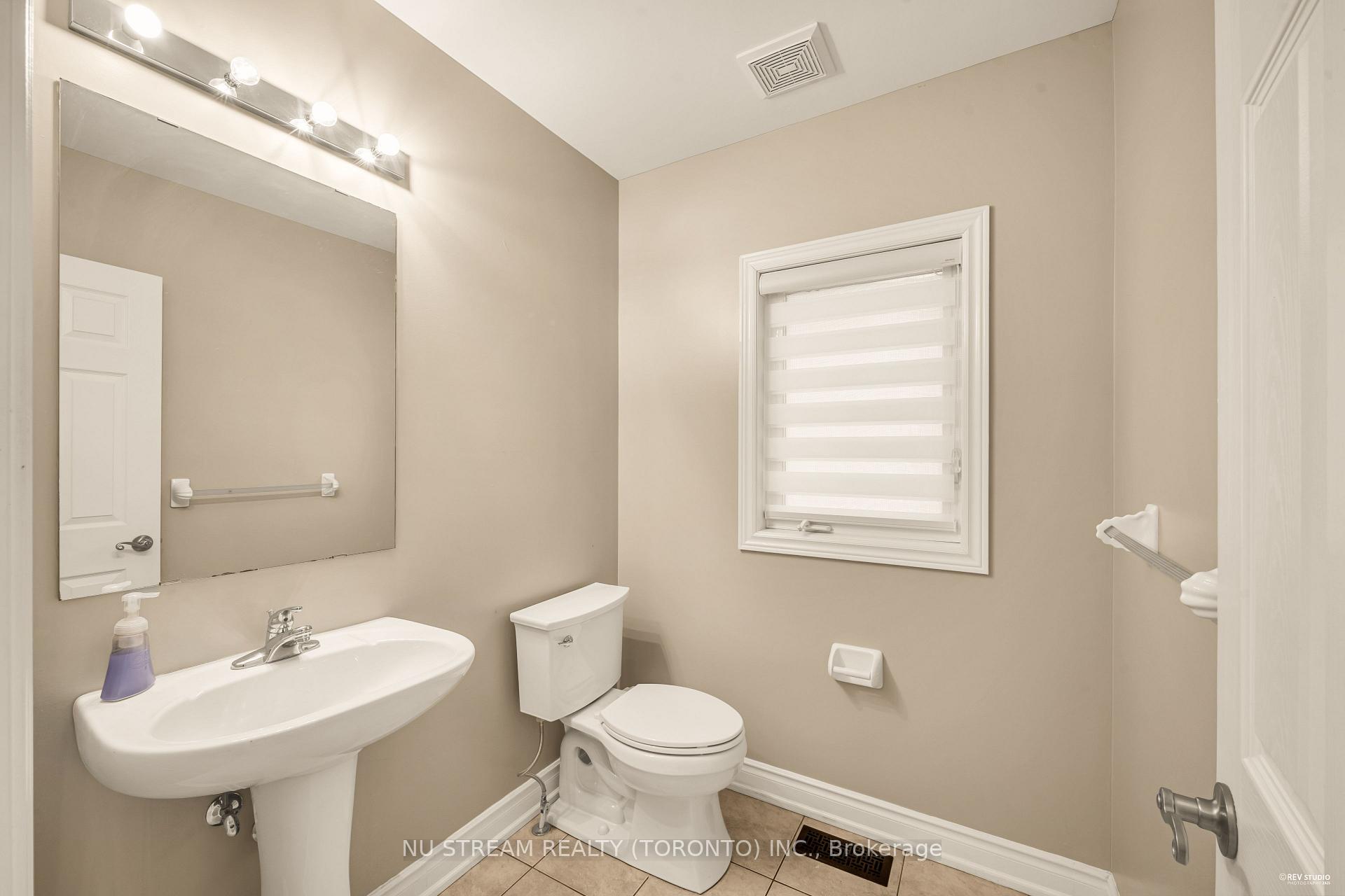 Photo 21 of 111 Lealinds Road, Vaughan, Patterson — HOMEH
