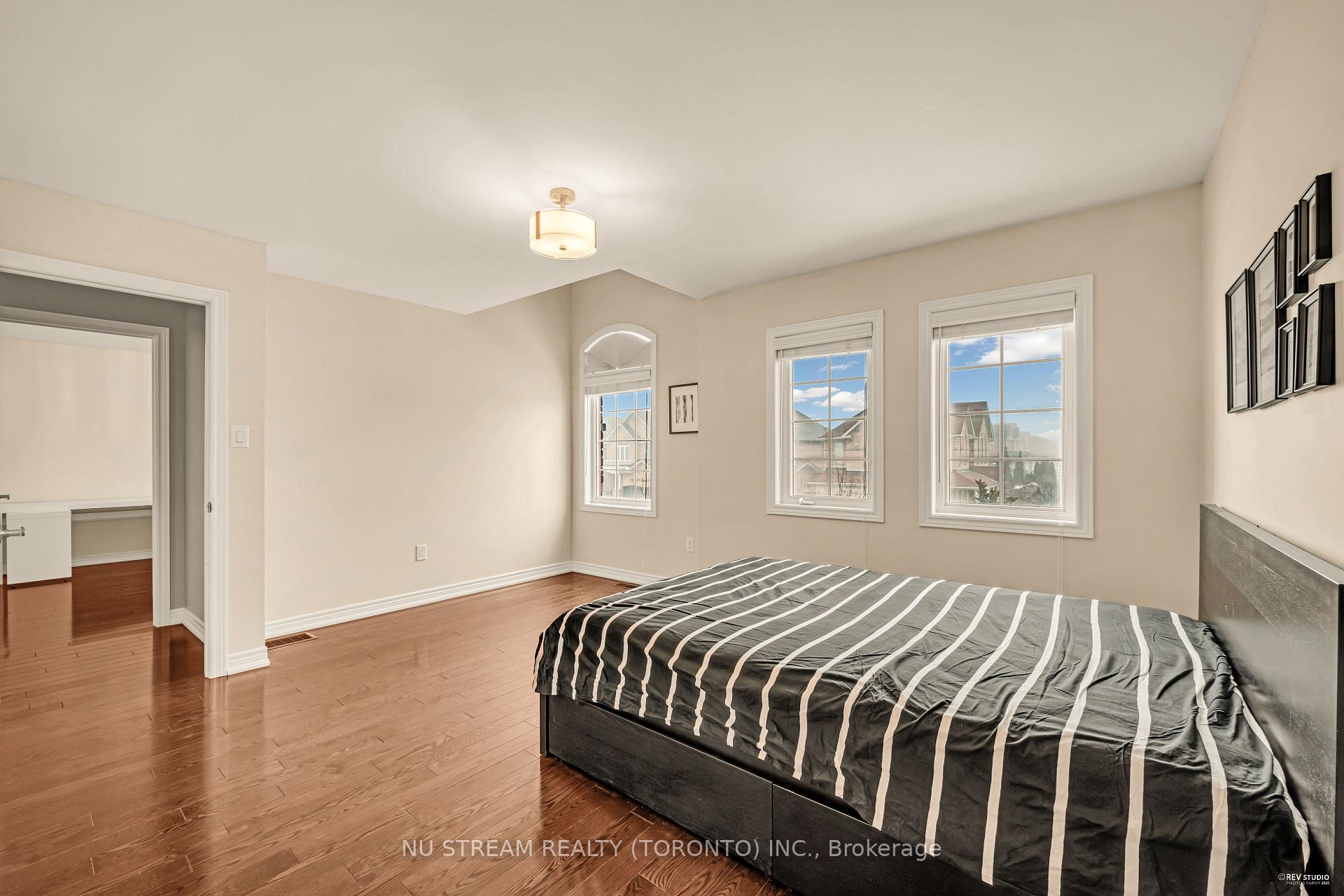 Photo 32 of 111 Lealinds Road, Vaughan, Patterson — HOMEH