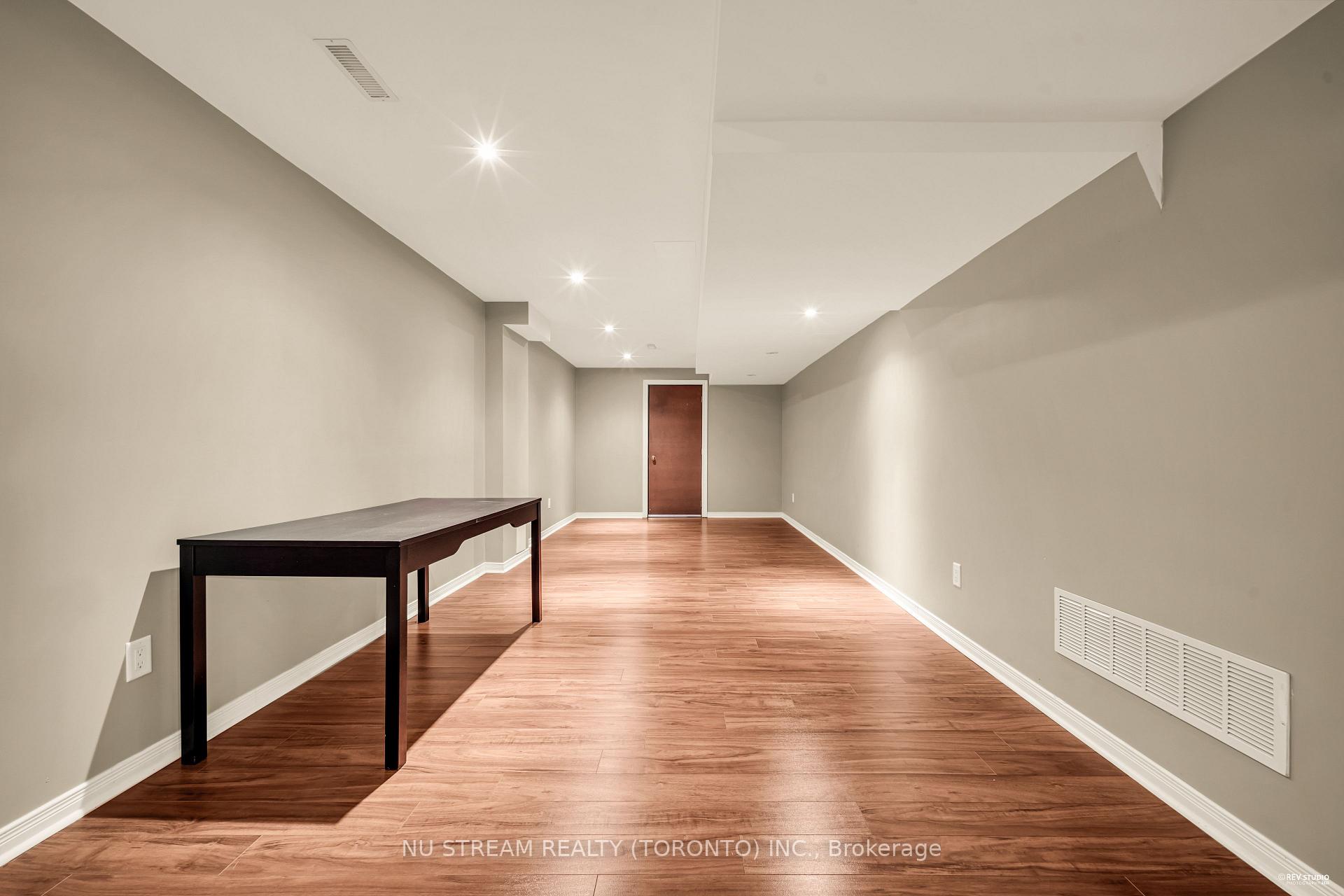 Photo 46 of 111 Lealinds Road, Vaughan, Patterson — HOMEH