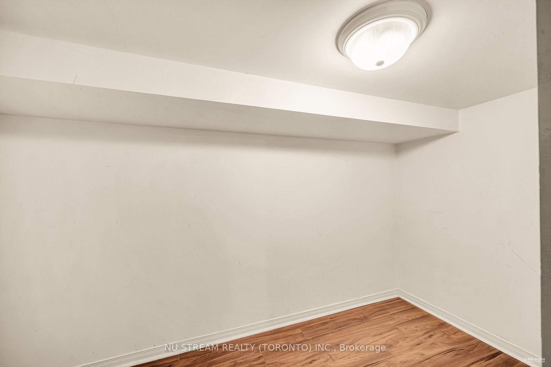 Photo 48 of 111 Lealinds Road, Vaughan, Patterson — HOMEH
