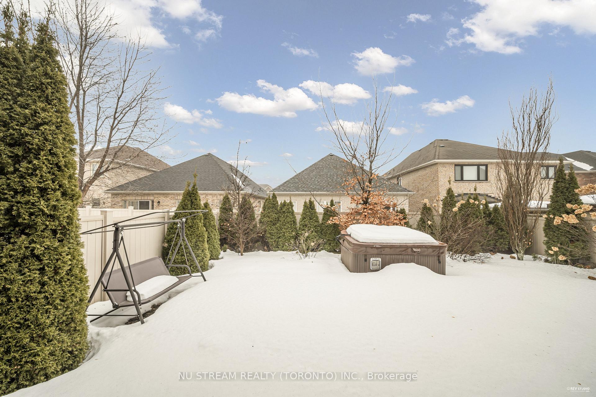 Photo 49 of 111 Lealinds Road, Vaughan, Patterson — HOMEH