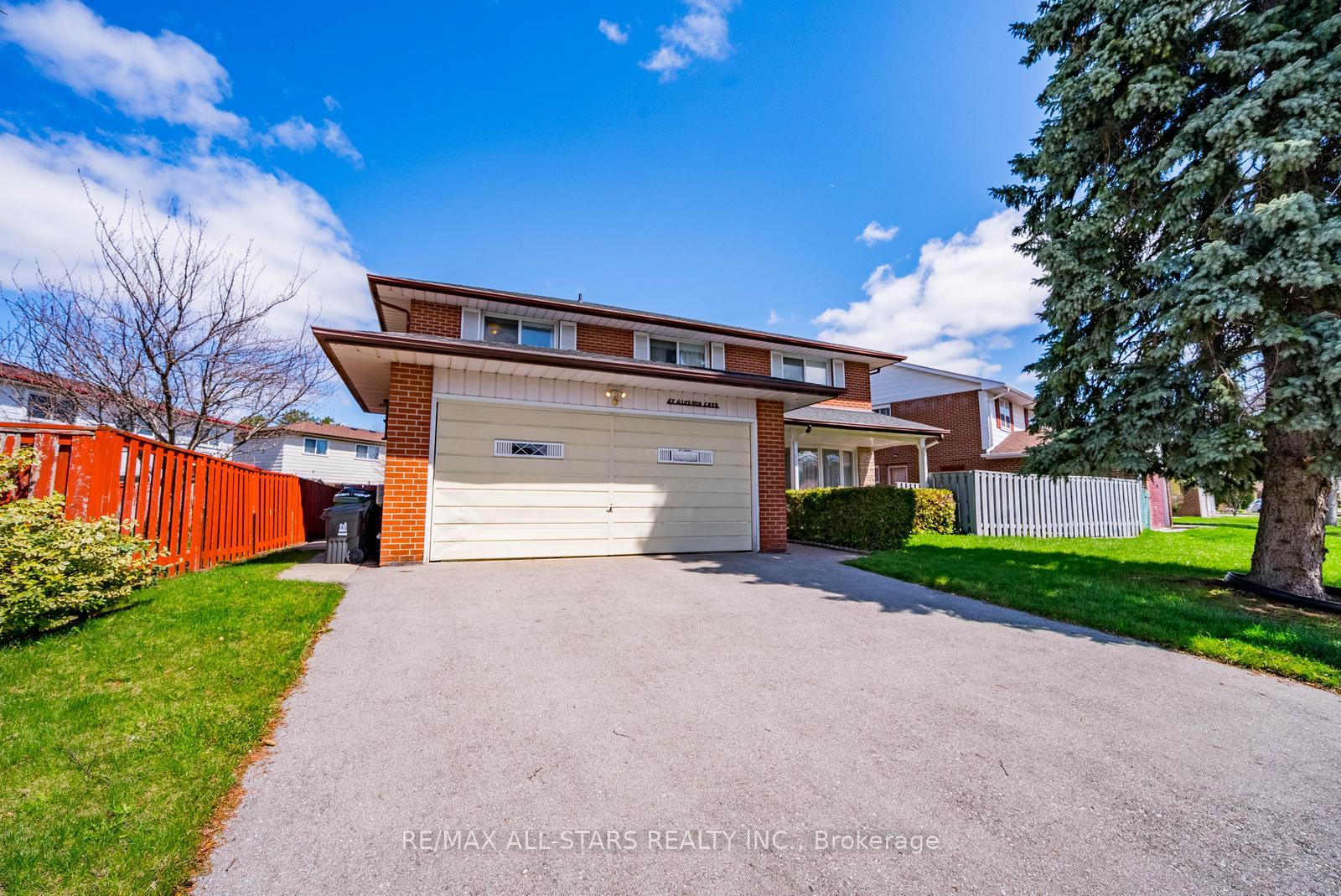 Photo 1 of 57 Gloxinia Crescent, Scarborough, L'Amoreaux — HOMEH