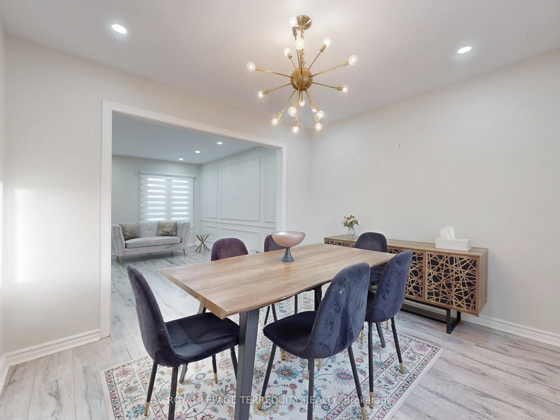 Photo 8 of 52 Dobson Drive, Ajax, Central — HOMEH