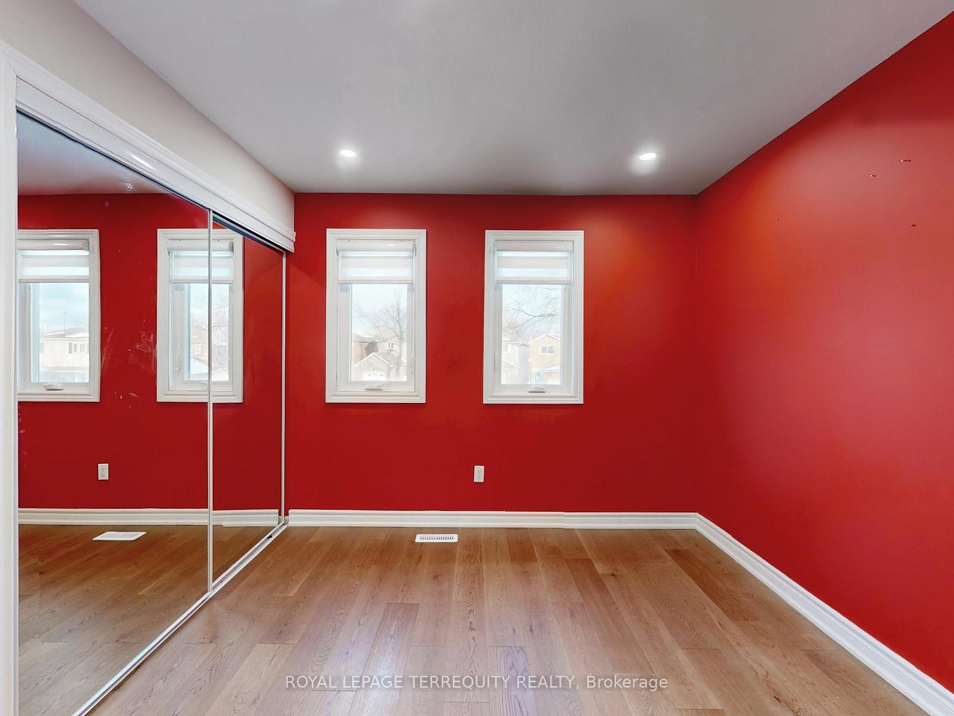 Photo 31 of 52 Dobson Drive, Ajax, Central — HOMEH