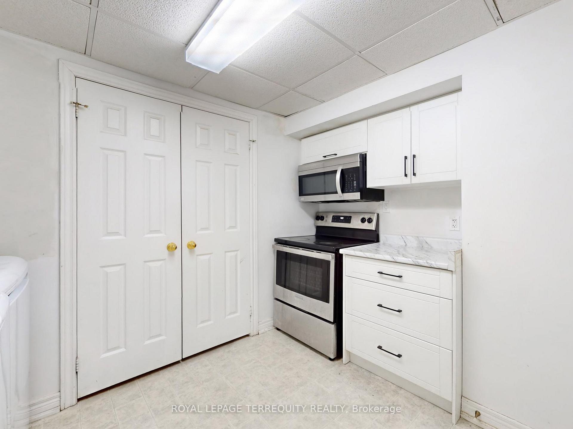 Photo 40 of 52 Dobson Drive, Ajax, Central — HOMEH