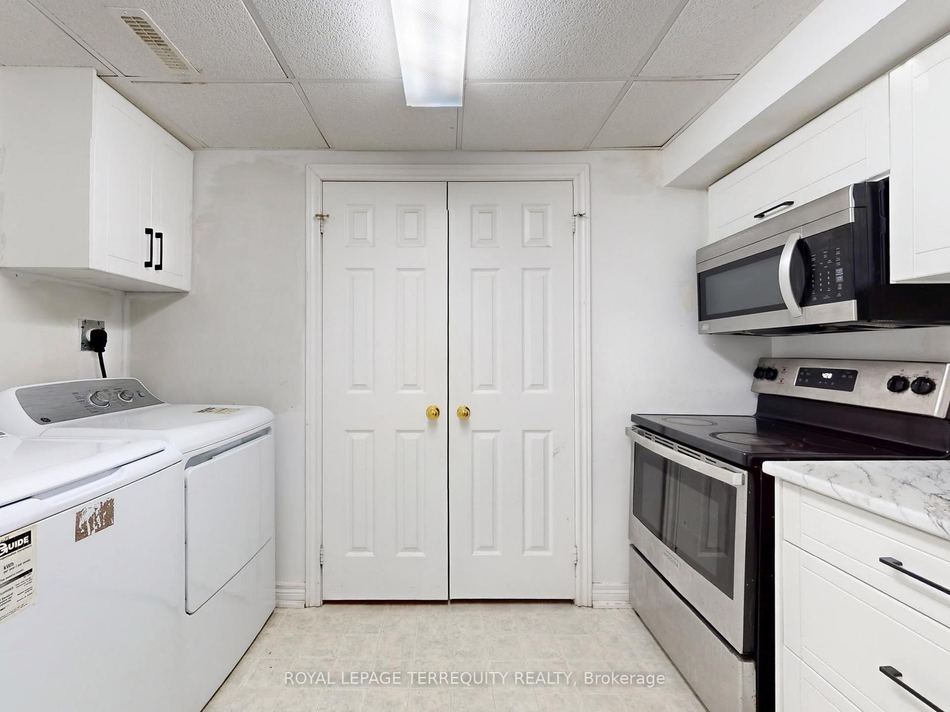 Photo 41 of 52 Dobson Drive, Ajax, Central — HOMEH
