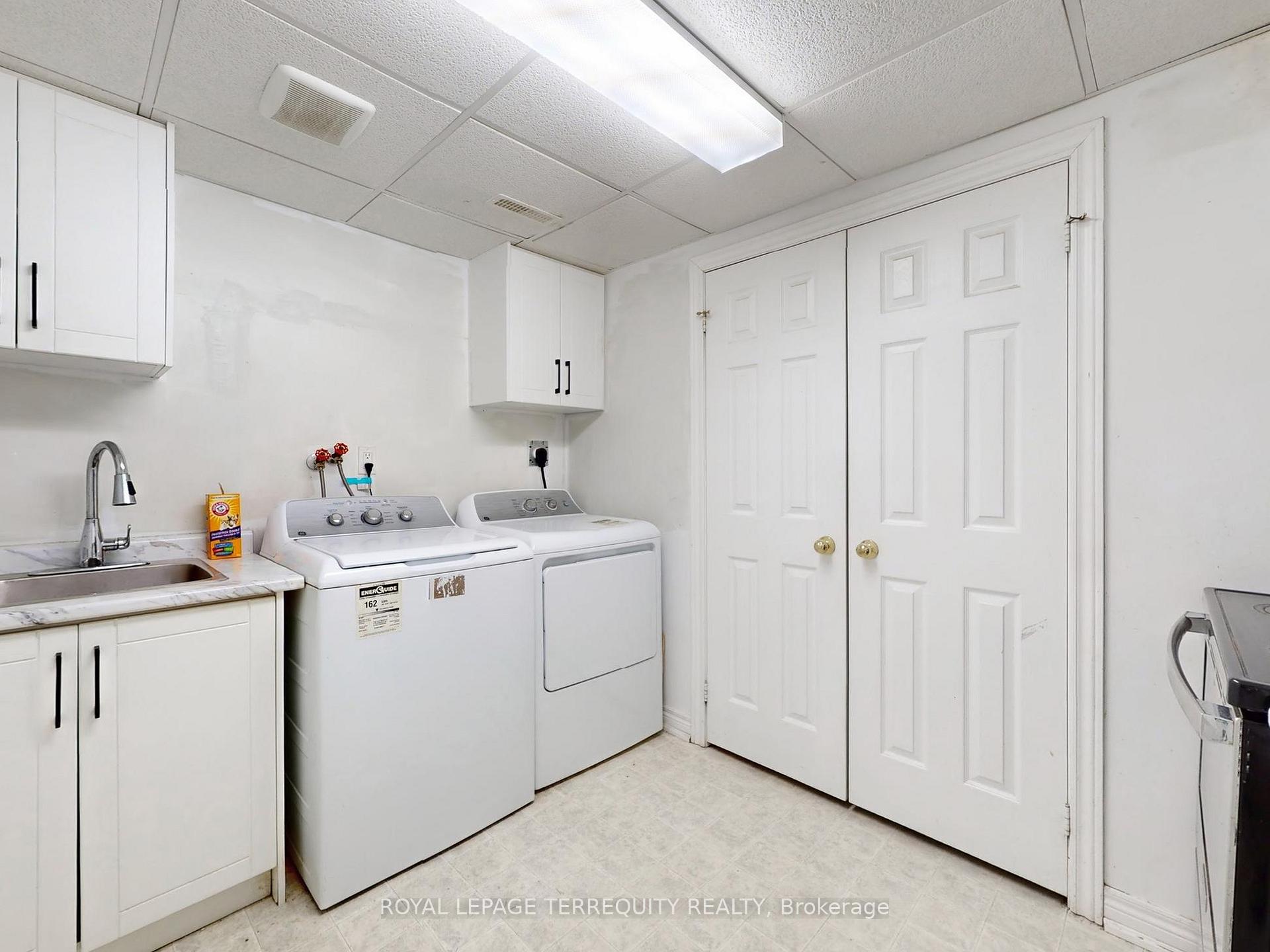 Photo 42 of 52 Dobson Drive, Ajax, Central — HOMEH