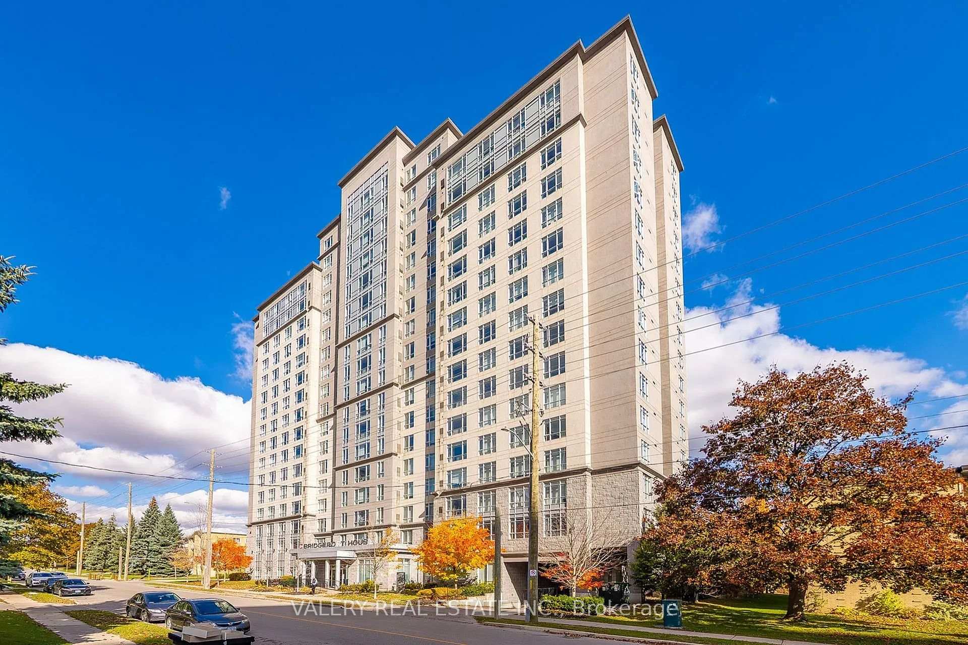 Front of Unit 602, 328 Regina Street N