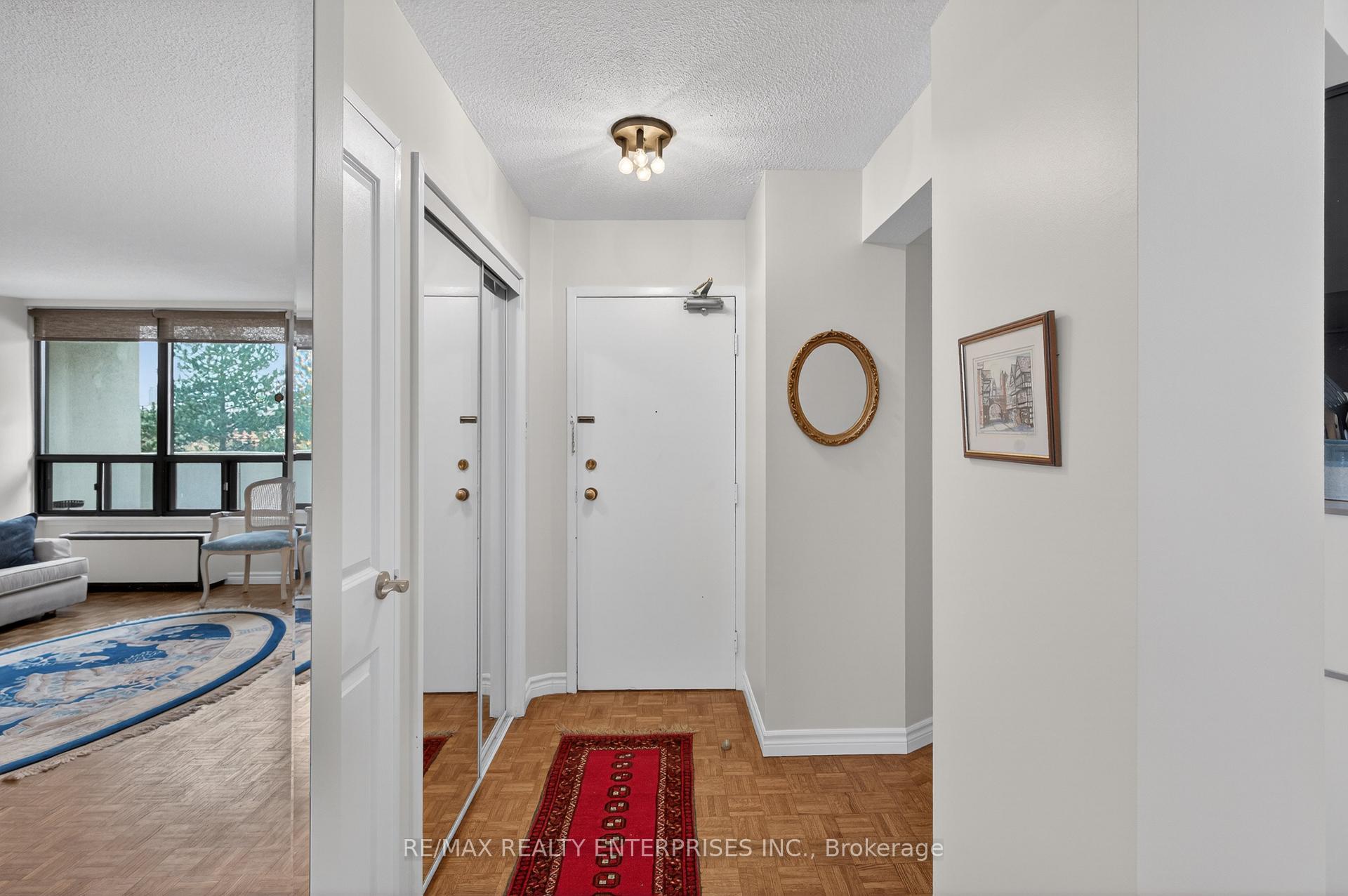 Photo 2 of Unit A49, 288 Mill Road, Etobicoke, Markland Wood — HOMEH