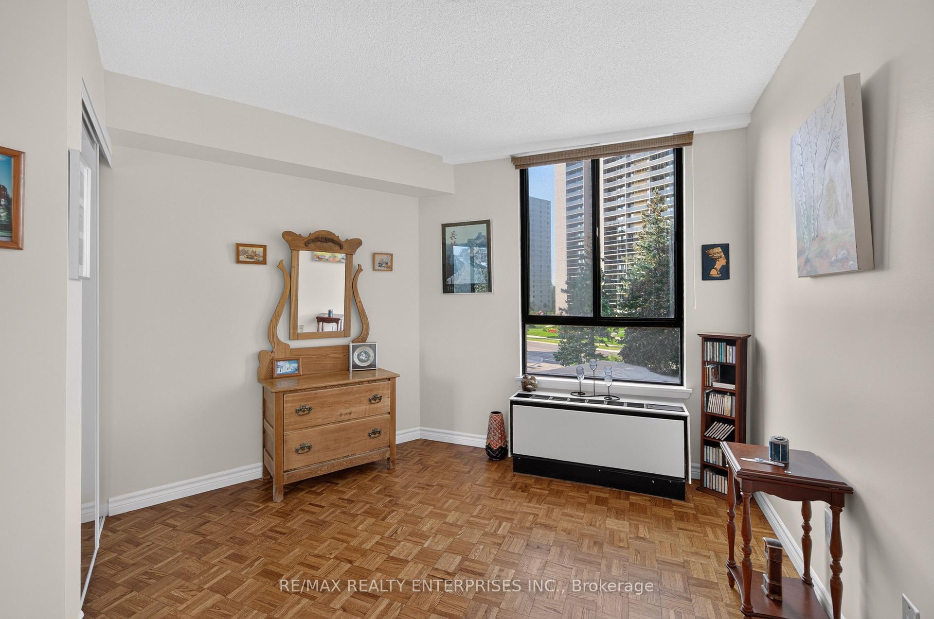 Photo 24 of Unit A49, 288 Mill Road, Etobicoke, Markland Wood — HOMEH