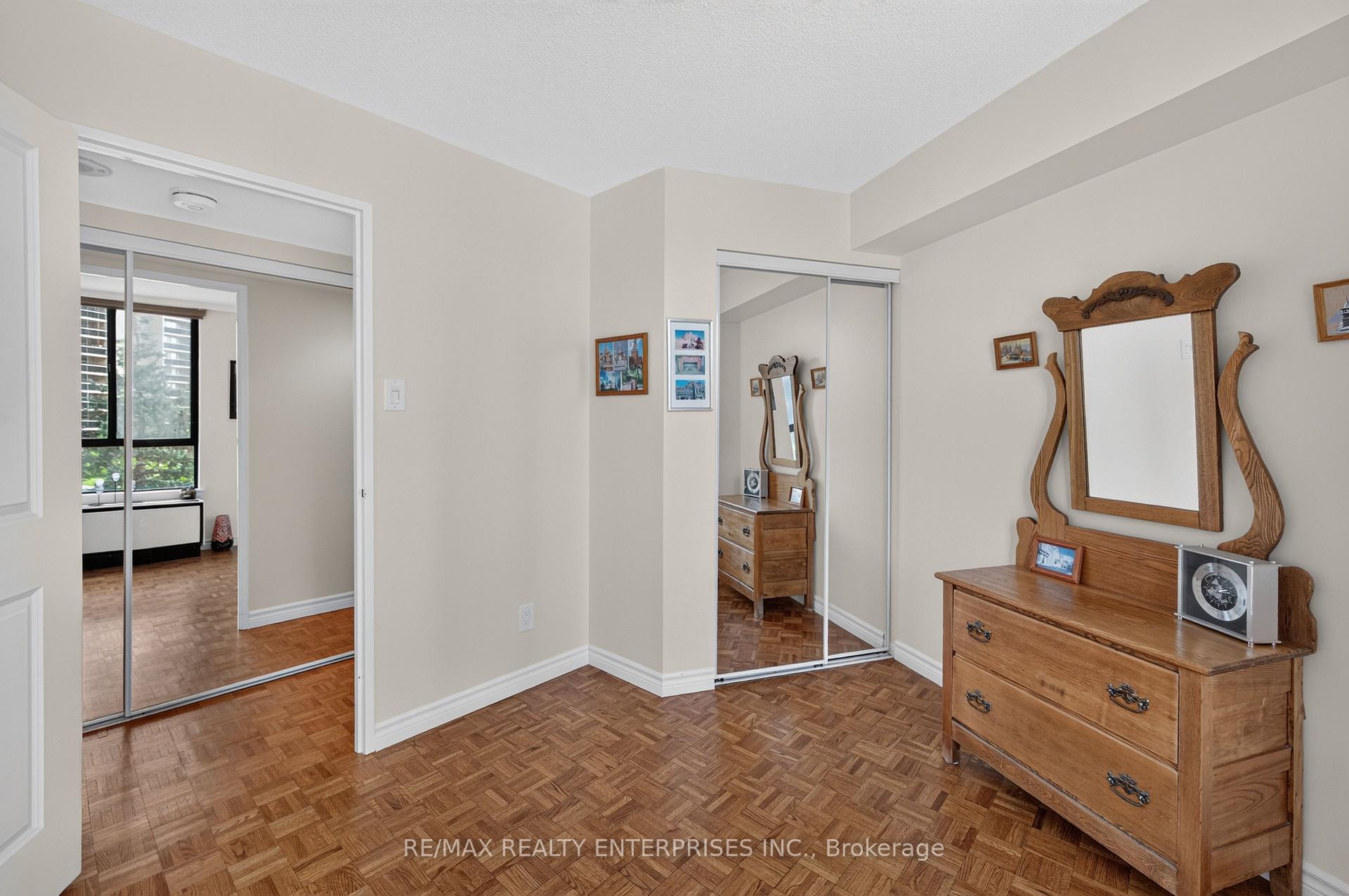 Photo 25 of Unit A49, 288 Mill Road, Etobicoke, Markland Wood — HOMEH