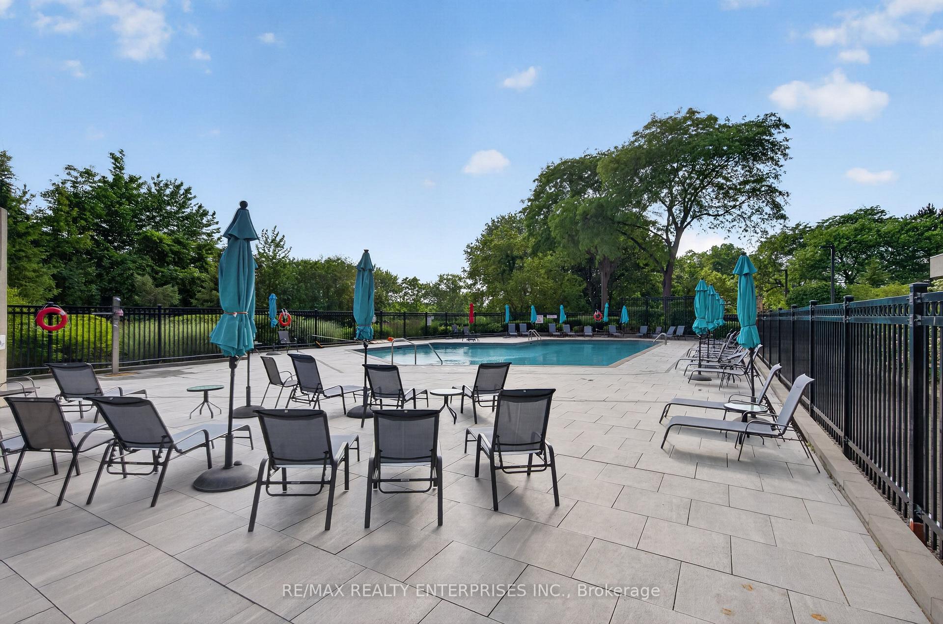 Photo 33 of Unit A49, 288 Mill Road, Etobicoke, Markland Wood — HOMEH