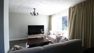 Photo 3 of Unit Main Floor, 13 webster Drive, Aurora, Aurora Highlands — HOMEH