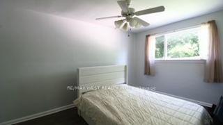 Photo 5 of Unit Main Floor, 13 webster Drive, Aurora, Aurora Highlands — HOMEH