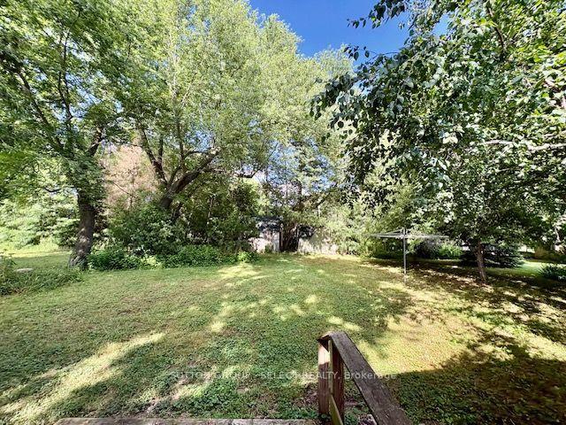 Photo 19 of 21060 Riverview Drive, Thames Centre, Rural Thames Centre — HOMEH