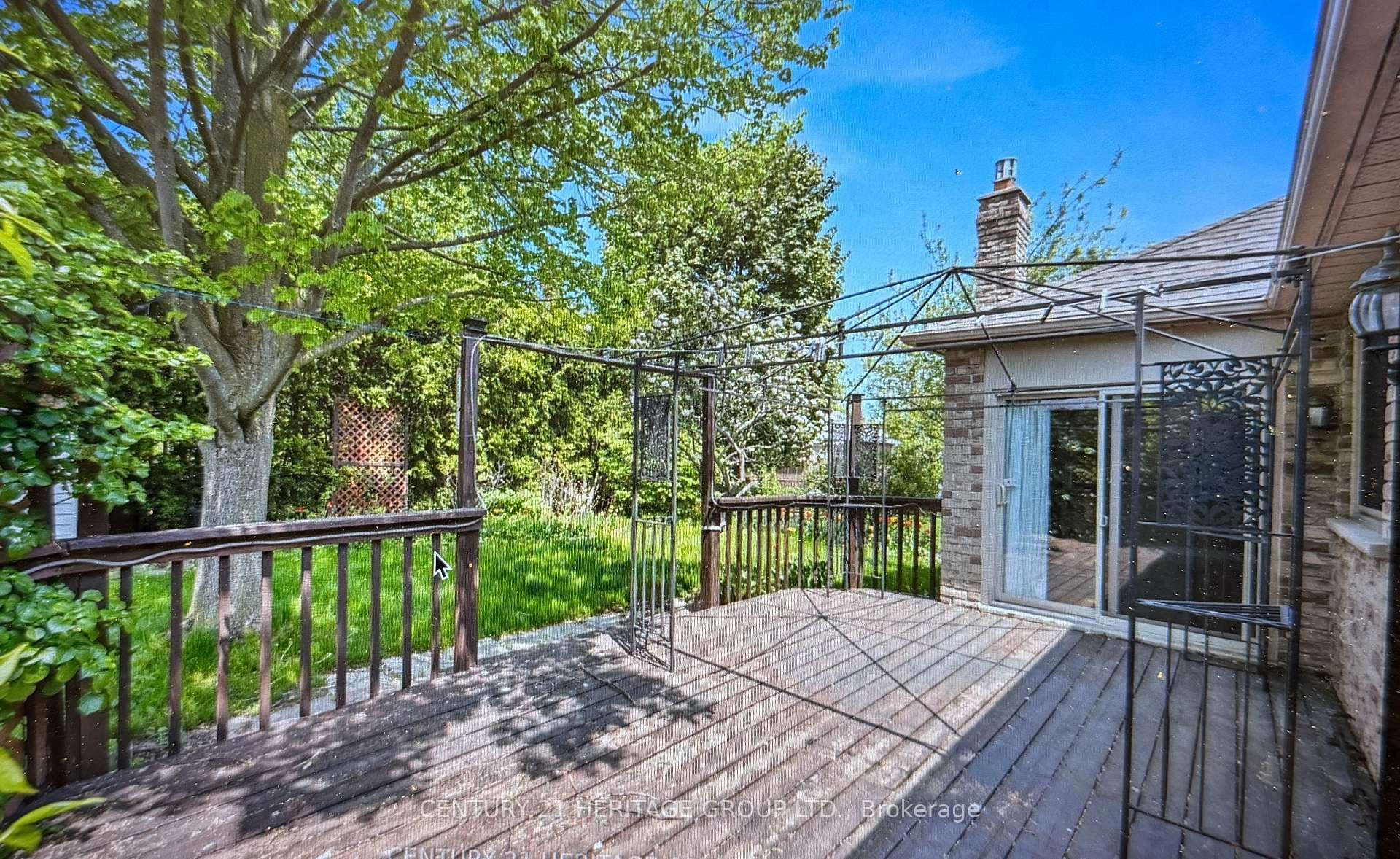 Front of 137 Grant Blight Crescent