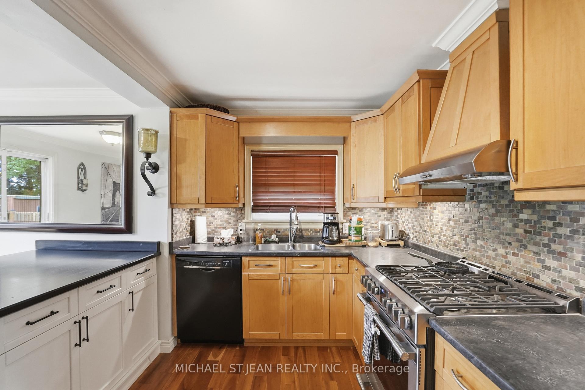 Photo 14 of 272 Adeline Avenue, Hamilton, Normanhurst — HOMEH