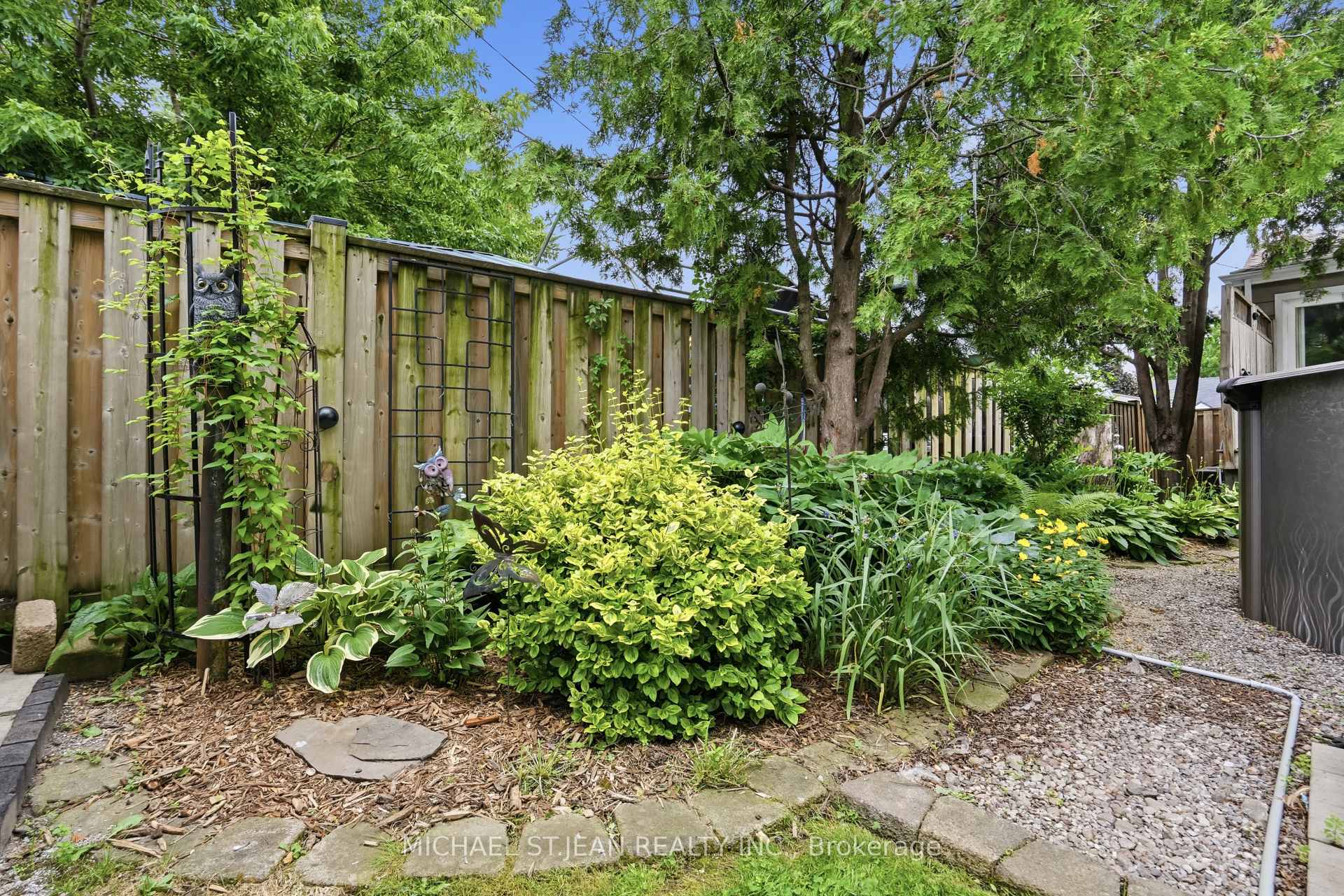 Photo 46 of 272 Adeline Avenue, Hamilton, Normanhurst — HOMEH
