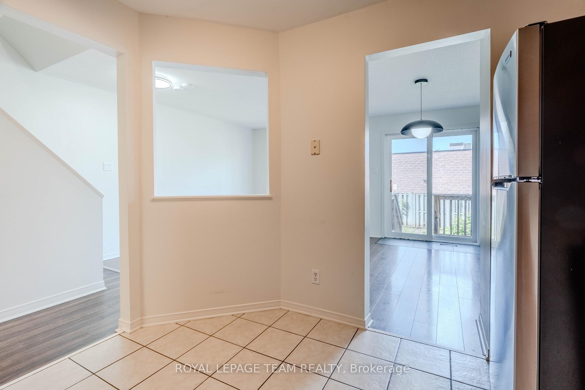 Photo 5 of 151 Oakfield Crescent, Ottawa, Barrhaven - Longfields — HOMEH