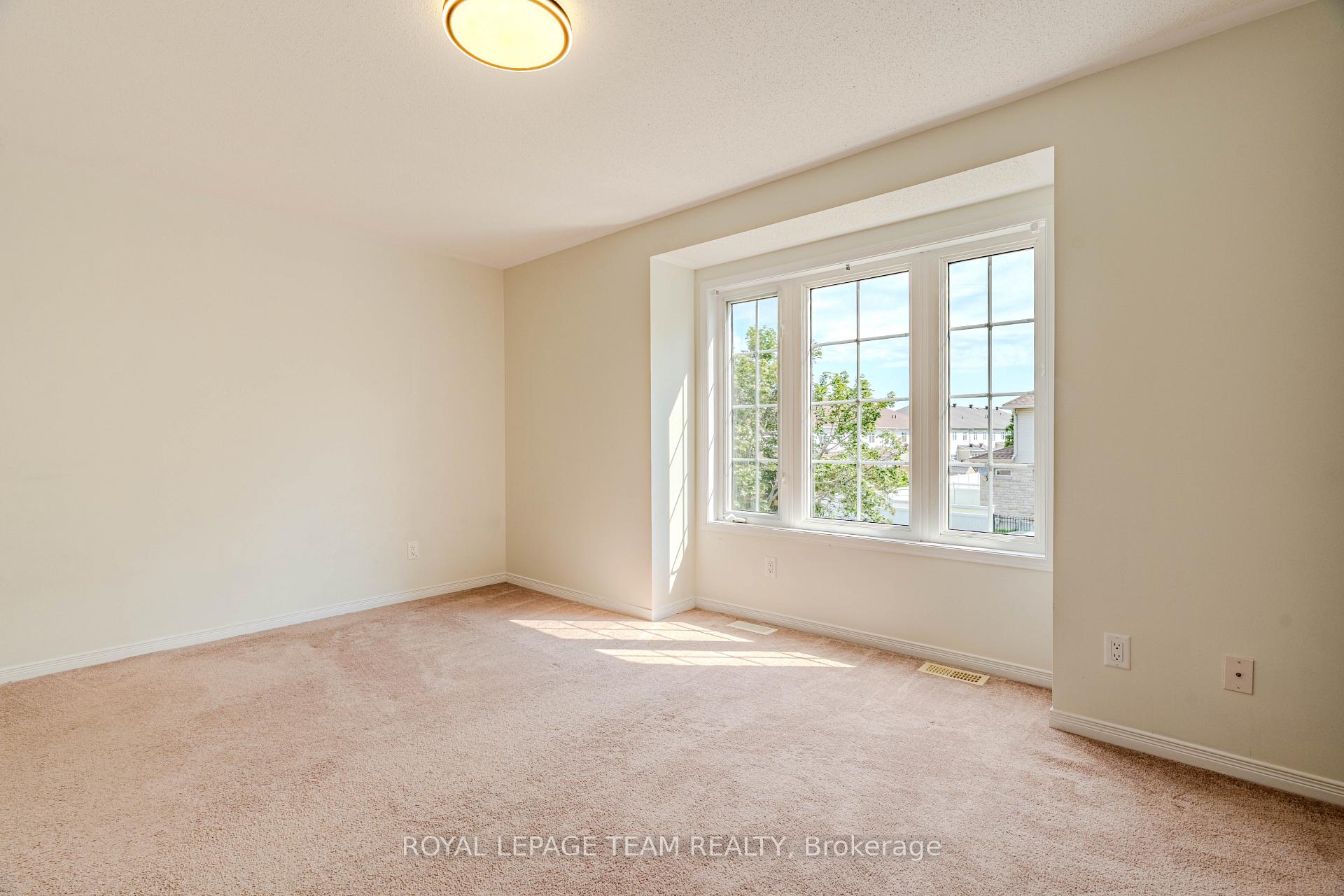 Photo 18 of 151 Oakfield Crescent, Ottawa, Barrhaven - Longfields — HOMEH