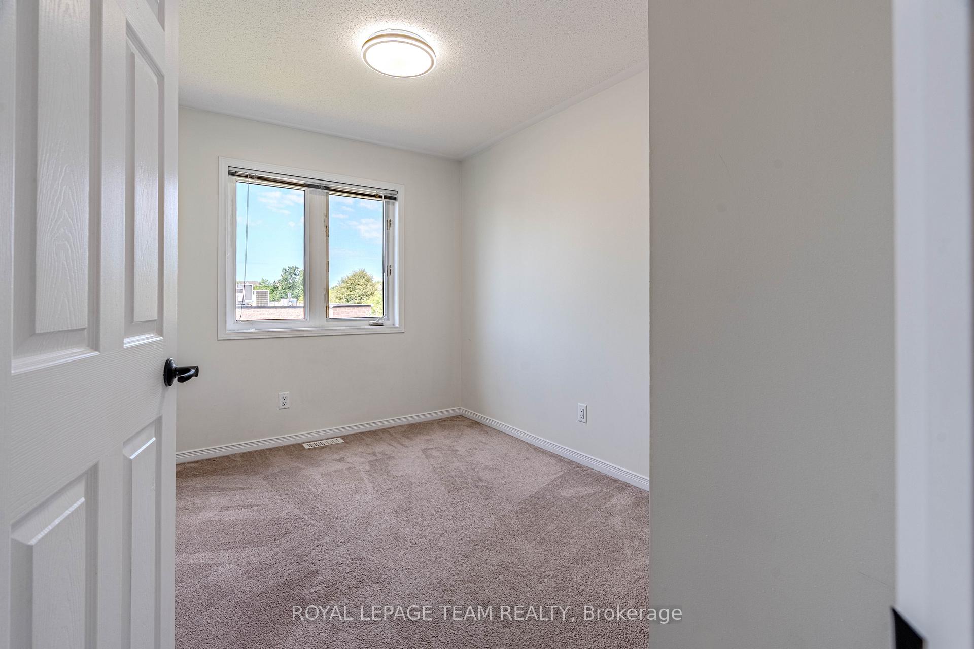Photo 21 of 151 Oakfield Crescent, Ottawa, Barrhaven - Longfields — HOMEH