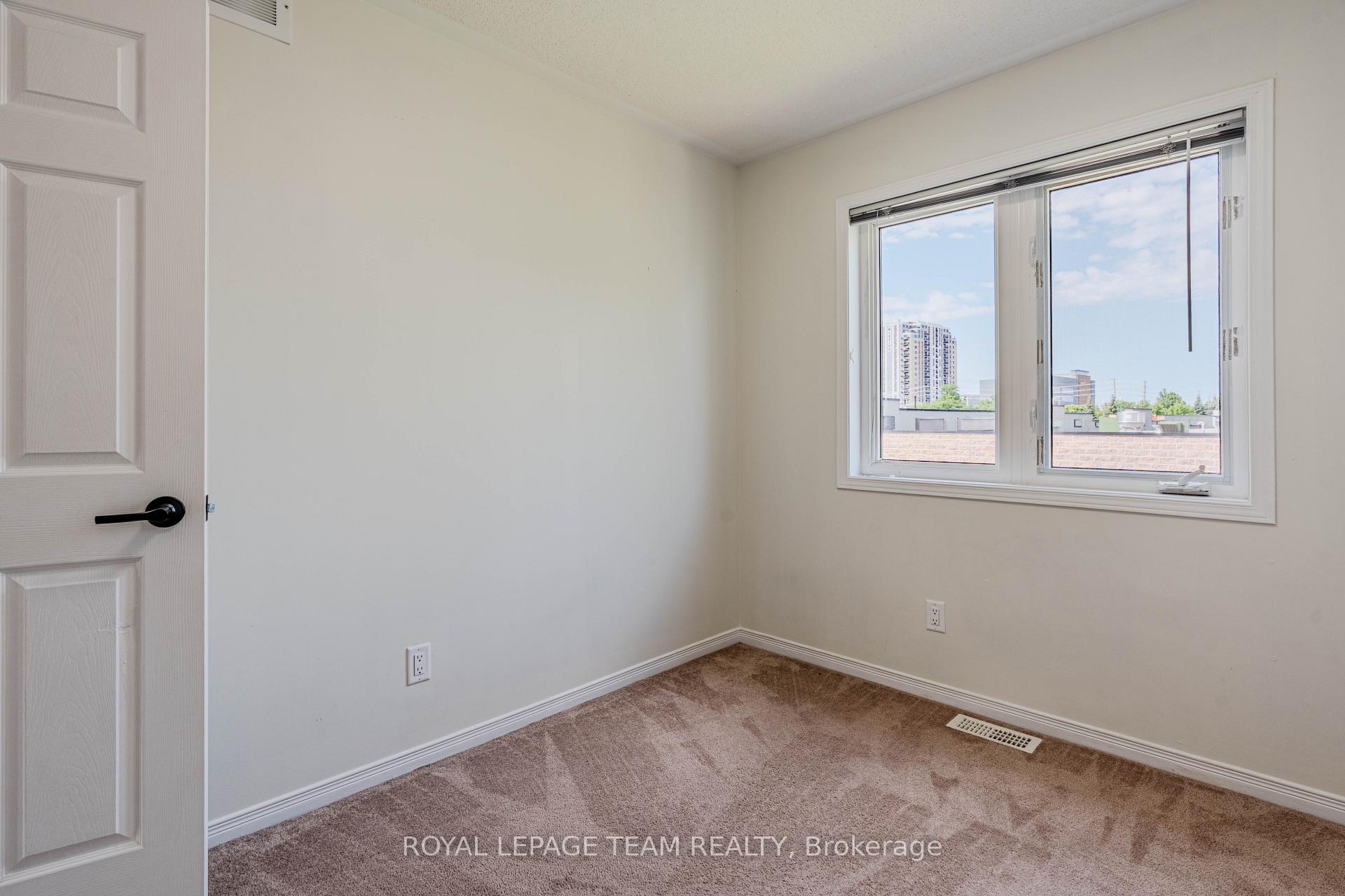 Photo 24 of 151 Oakfield Crescent, Ottawa, Barrhaven - Longfields — HOMEH