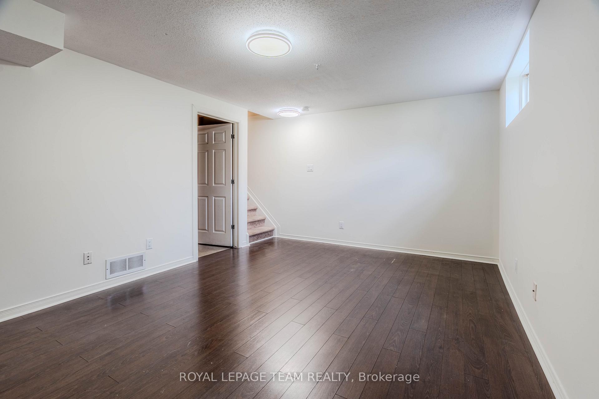 Photo 30 of 151 Oakfield Crescent, Ottawa, Barrhaven - Longfields — HOMEH