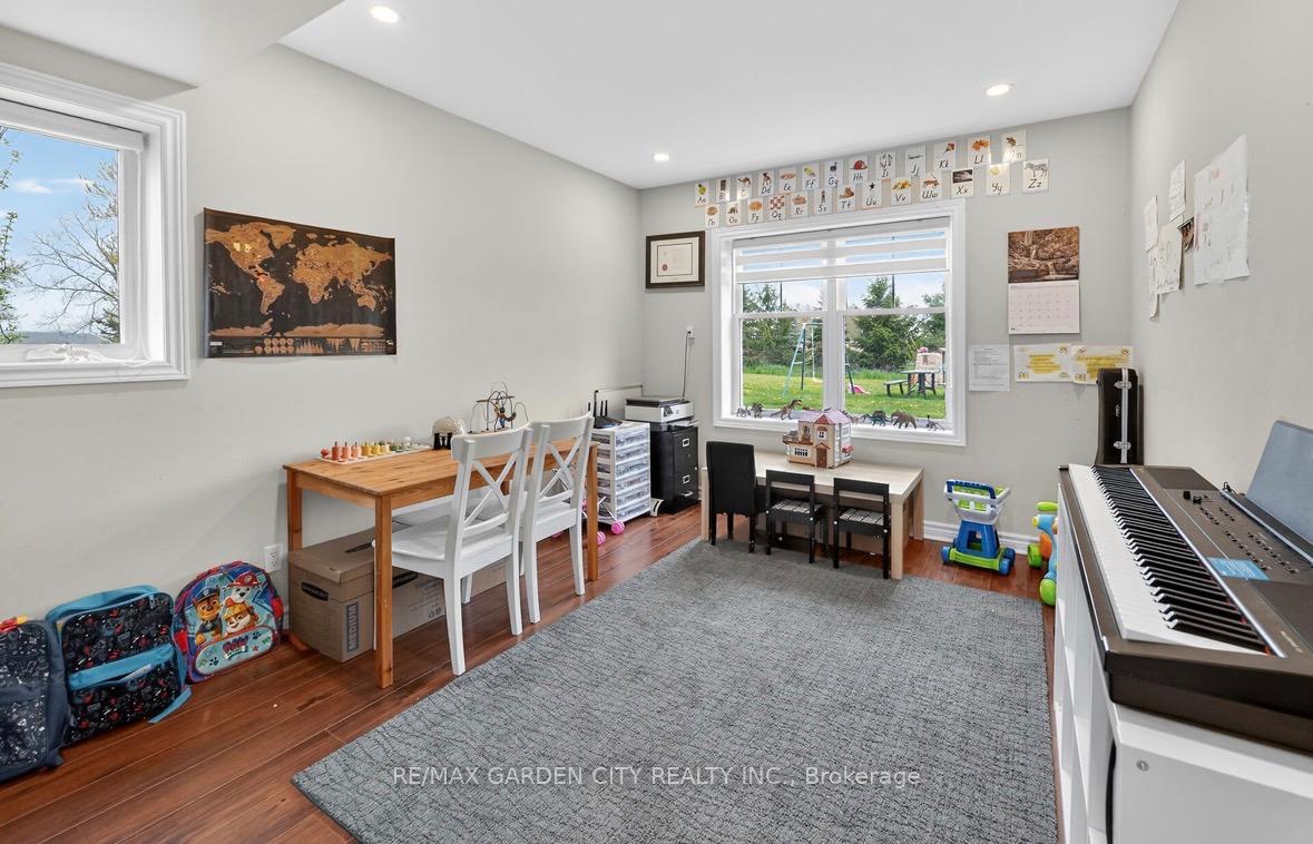 Photo 40 of 3248 21st Street, Lincoln, Lincoln-Jordan/Vineland — HOMEH