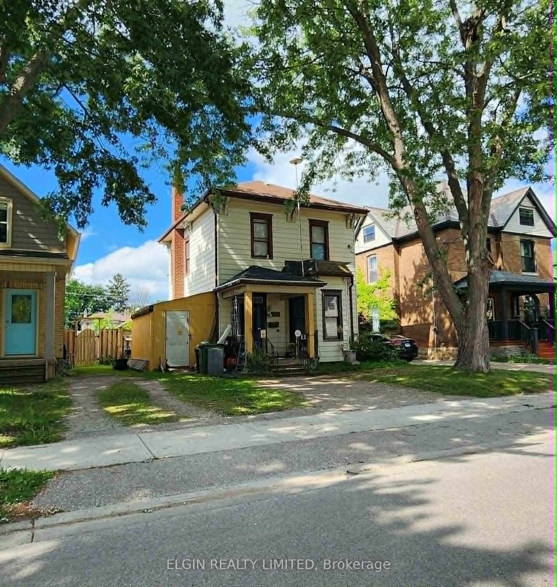 Photo 1 of 107 Gladstone Avenue, St. Thomas — HOMEH