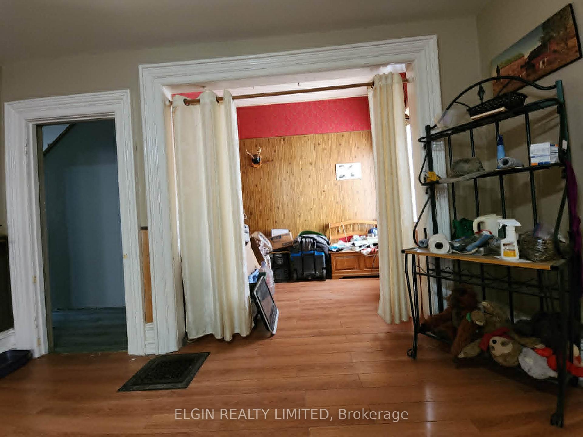 Photo 8 of 107 Gladstone Avenue, St. Thomas — HOMEH
