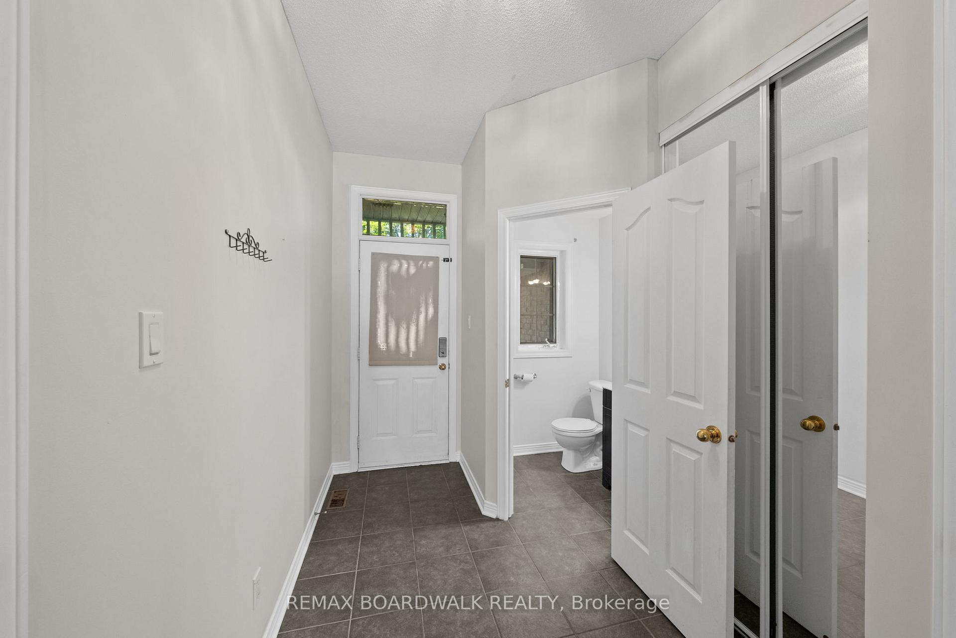Photo 3 of 50 Gray Crescent, Ottawa, Kanata - Beaverbrook — HOMEH