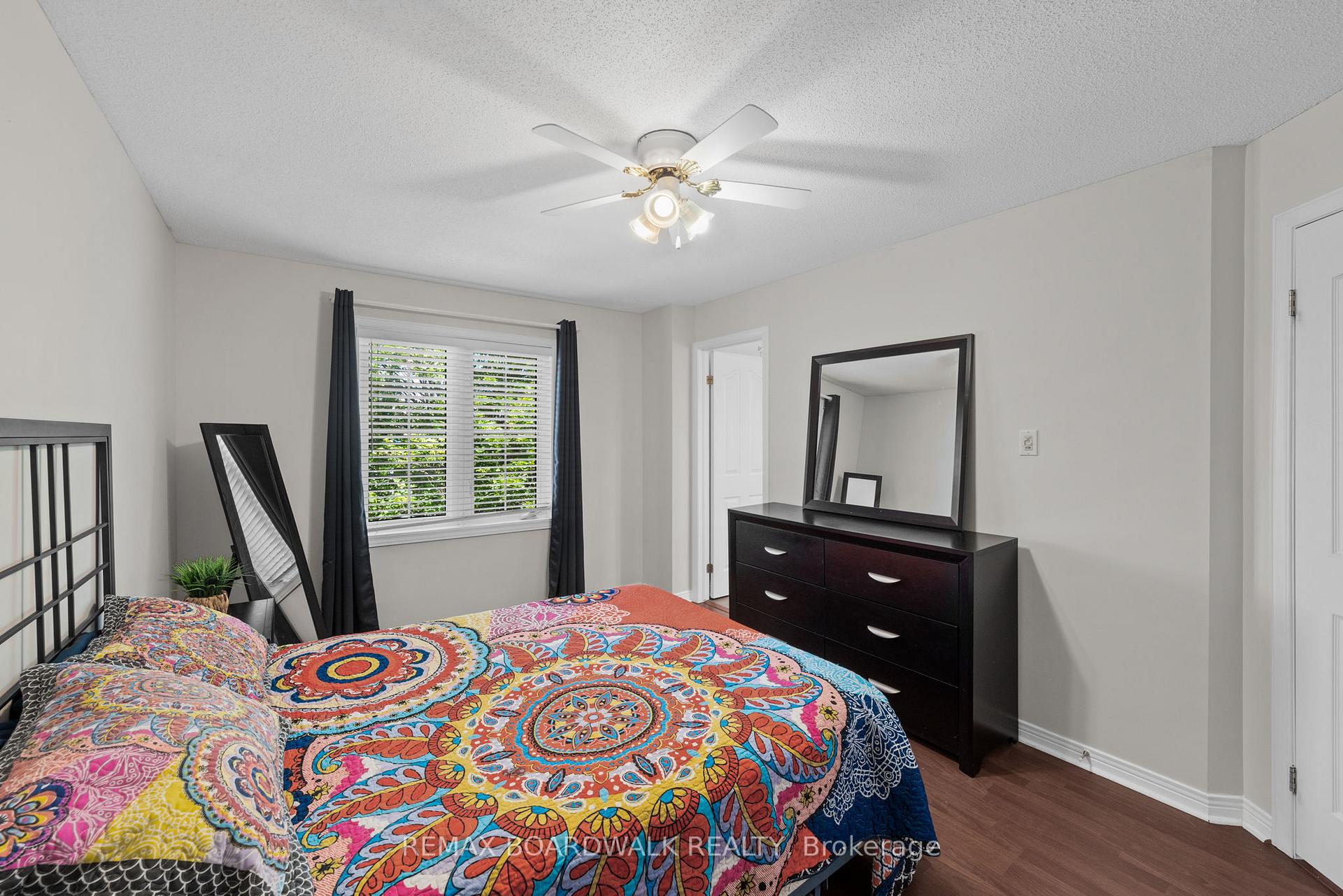 Photo 15 of 50 Gray Crescent, Ottawa, Kanata - Beaverbrook — HOMEH