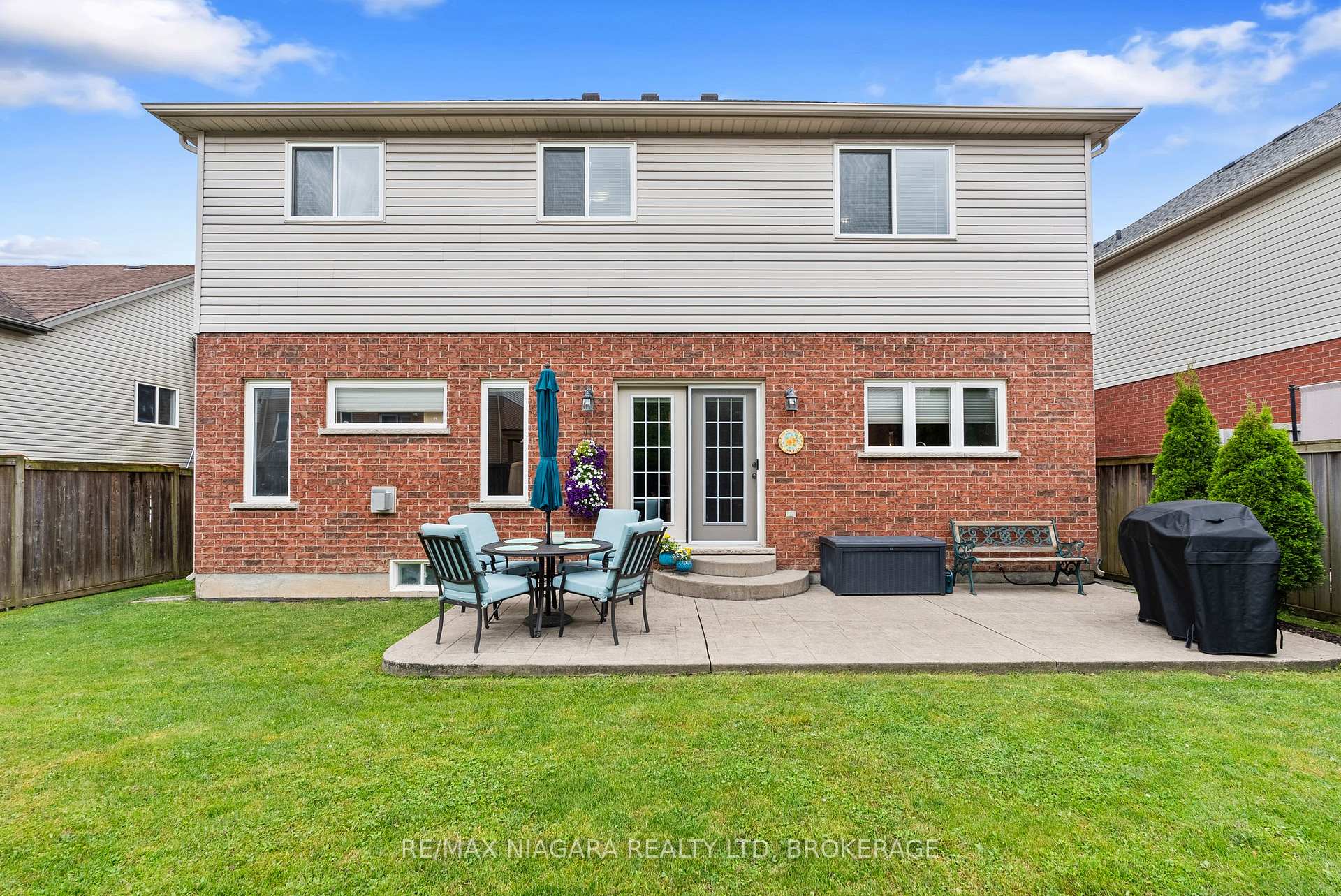 Photo 5 of 282 Winterberry Boulevard, Thorold, Confederation Heights — HOMEH