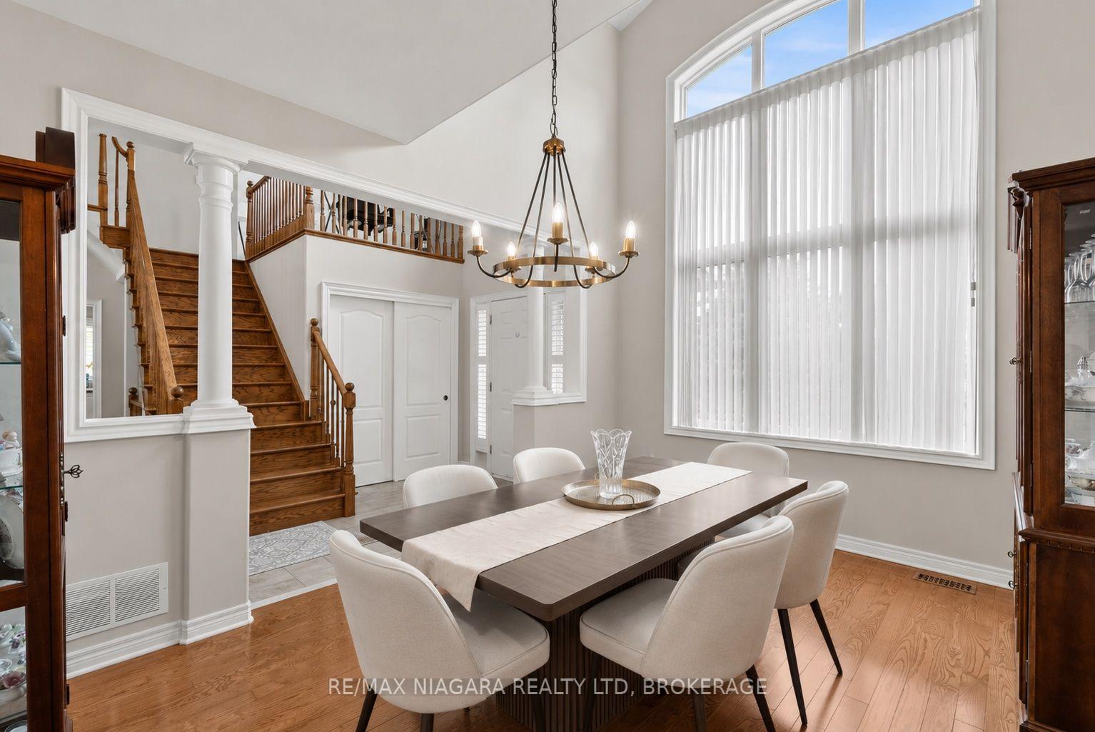 Photo 8 of 282 Winterberry Boulevard, Thorold, Confederation Heights — HOMEH