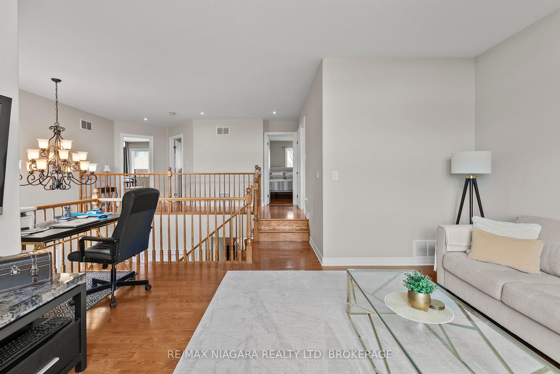 Photo 26 of 282 Winterberry Boulevard, Thorold, Confederation Heights — HOMEH