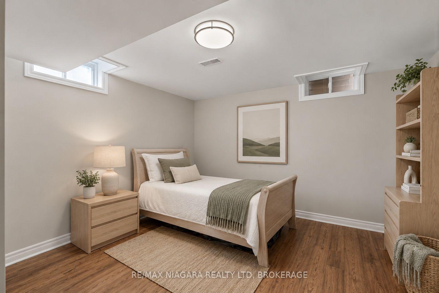 Photo 34 of 282 Winterberry Boulevard, Thorold, Confederation Heights — HOMEH