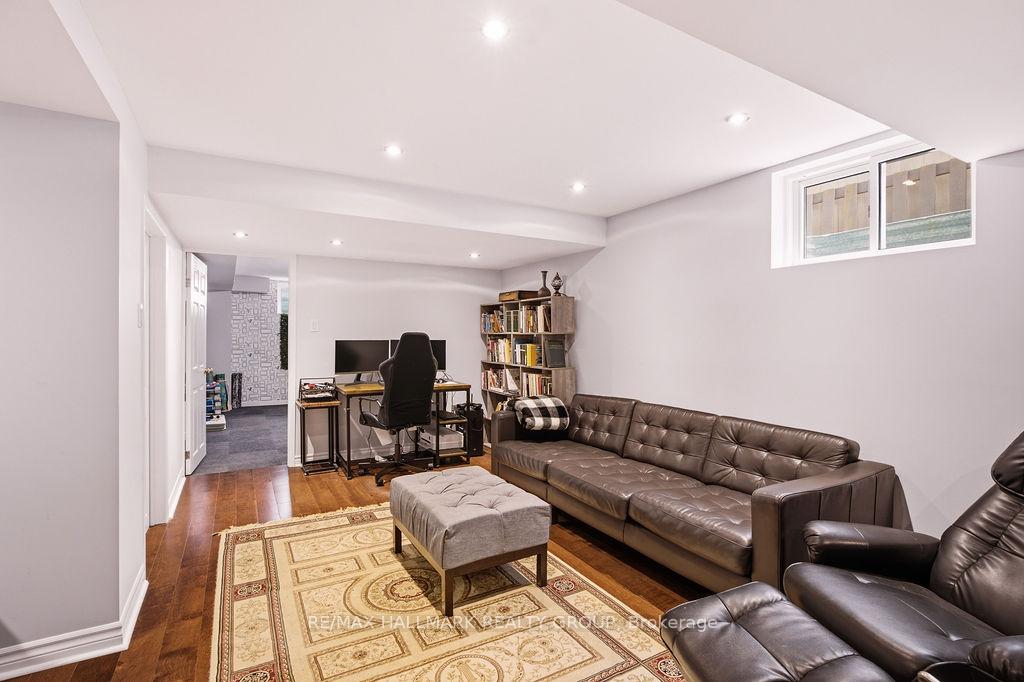 Photo 40 of 73 Banner Road, Ottawa, Sheahan Estates/Trend Village — HOMEH