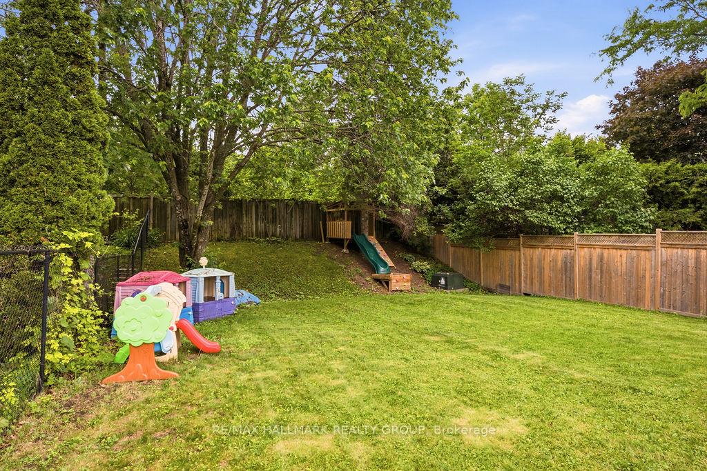 Photo 48 of 73 Banner Road, Ottawa, Sheahan Estates/Trend Village — HOMEH