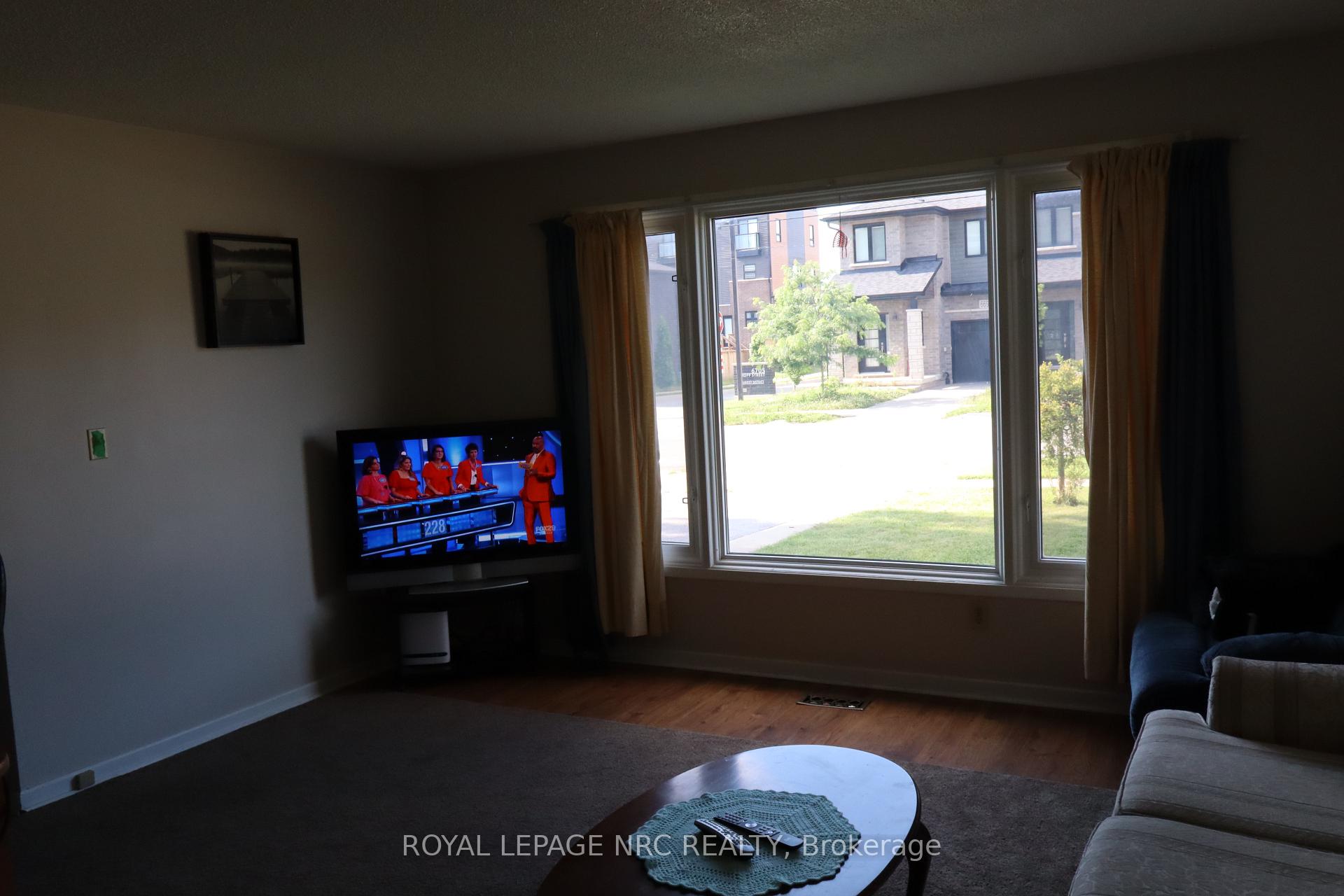 Photo 9 of 6694 Cropp Street, Niagara Falls, Morrison — HOMEH