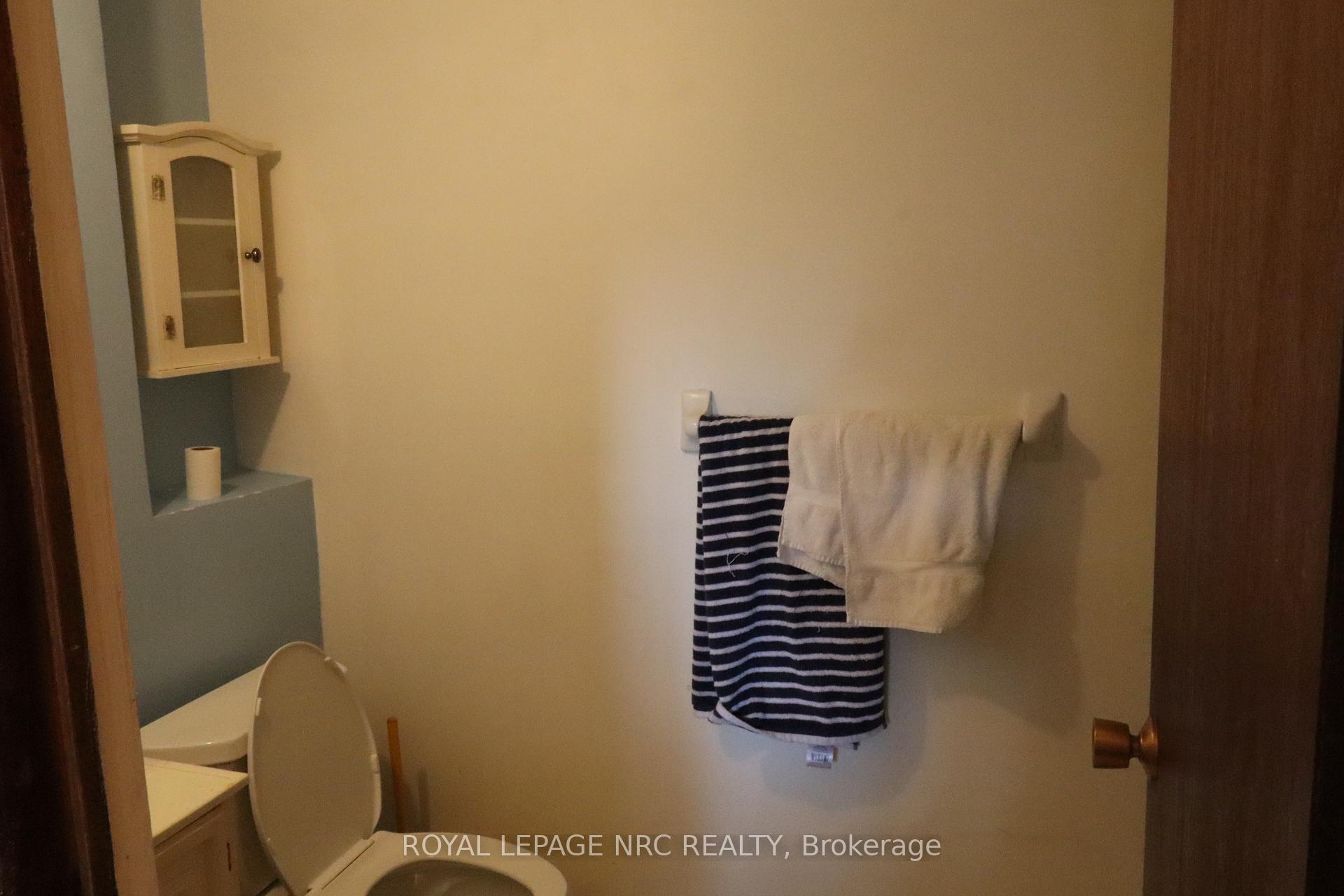 Photo 16 of 6694 Cropp Street, Niagara Falls, Morrison — HOMEH