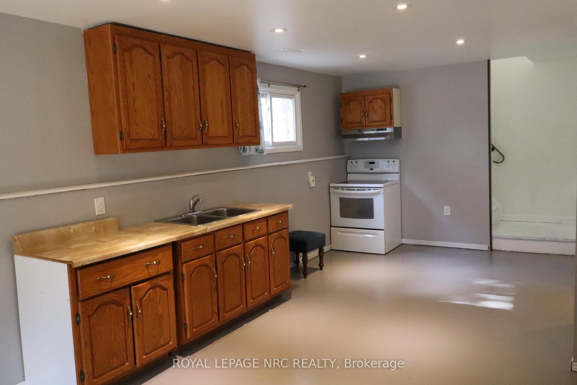 Photo 20 of 6694 Cropp Street, Niagara Falls, Morrison — HOMEH