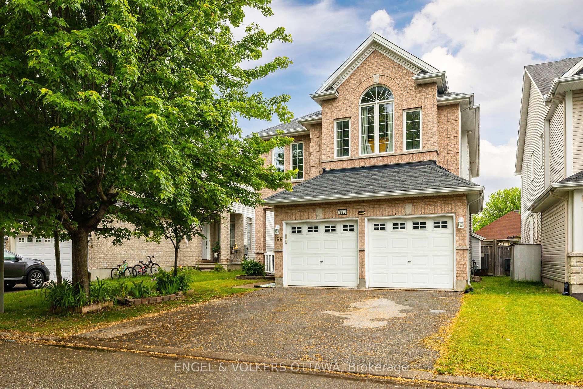 Photo 31 of 166 Macara Crescent, Ottawa, Kanata - Morgan's Grant/South March — HOMEH