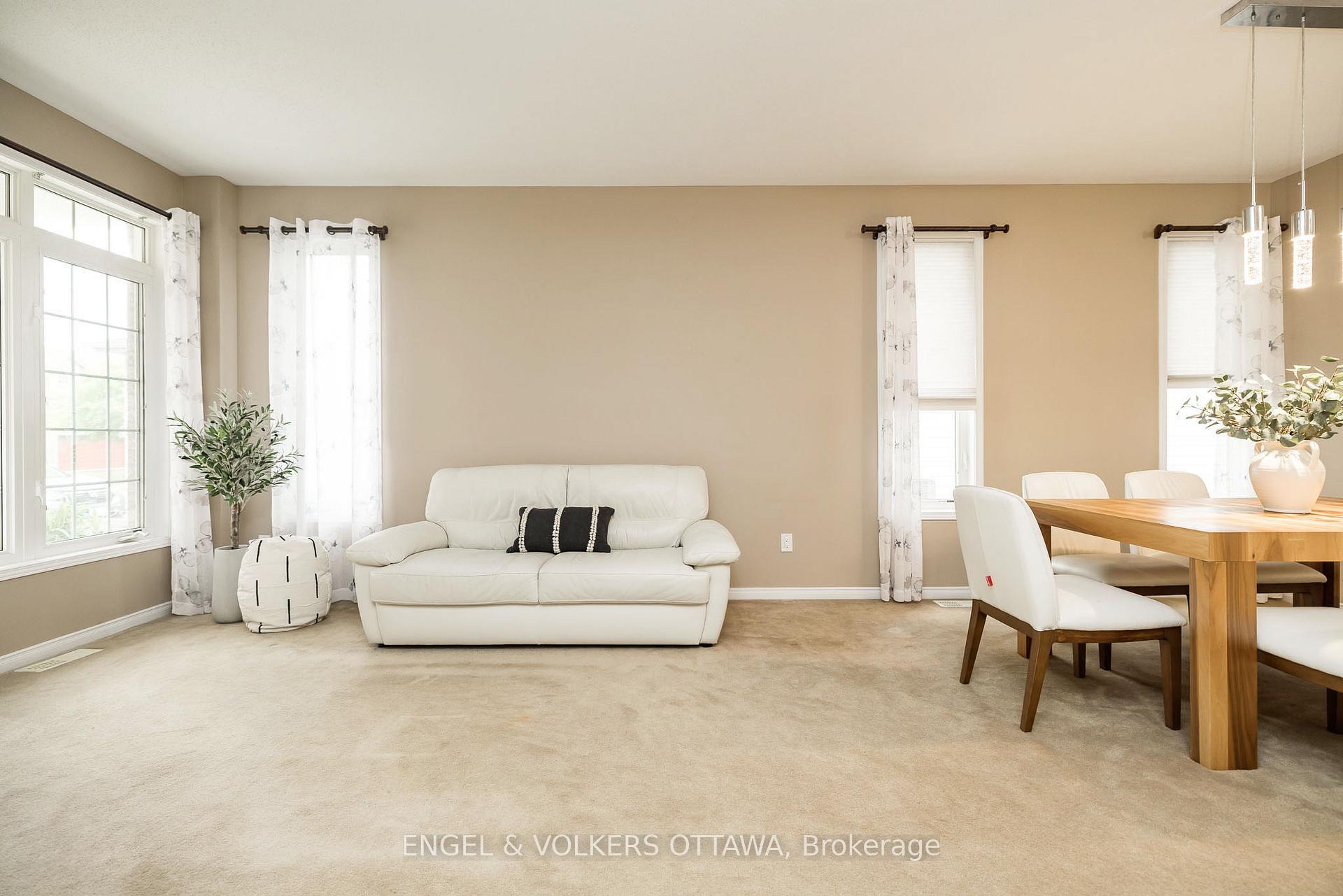 Photo 34 of 166 Macara Crescent, Ottawa, Kanata - Morgan's Grant/South March — HOMEH