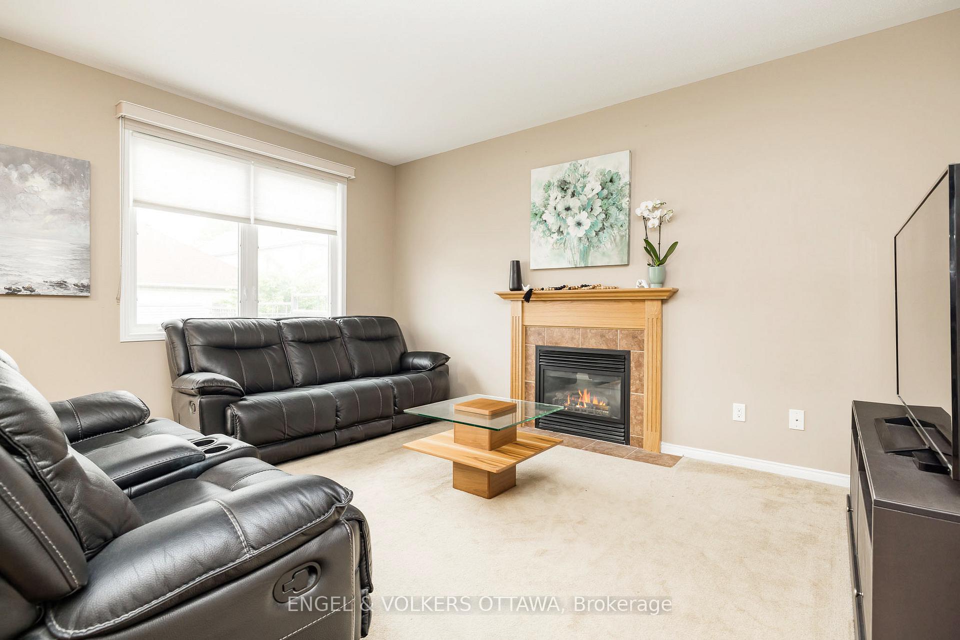 Photo 42 of 166 Macara Crescent, Ottawa, Kanata - Morgan's Grant/South March — HOMEH